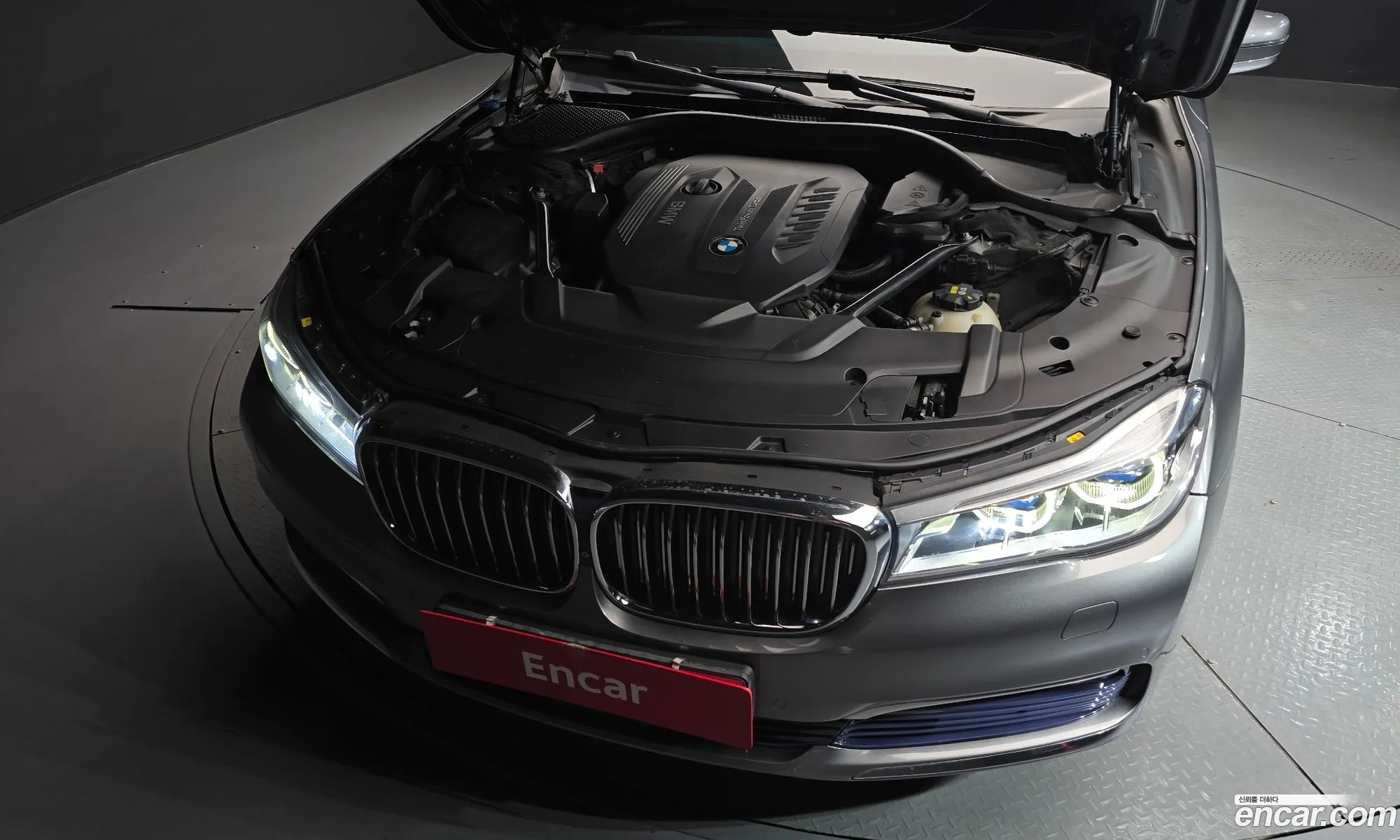 BMW 7 Series 2016 WBA7G6106GG679833 — 16