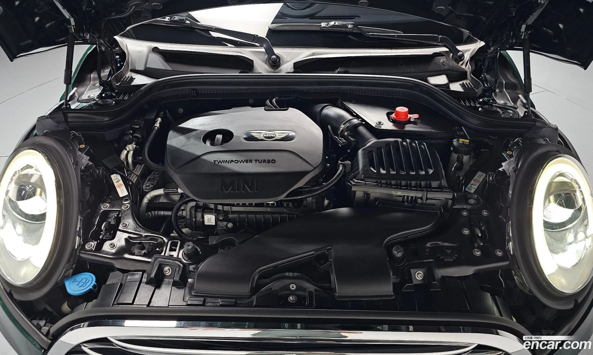 Mini Cooper 2017 WMWXP5108H2F93306 — 5