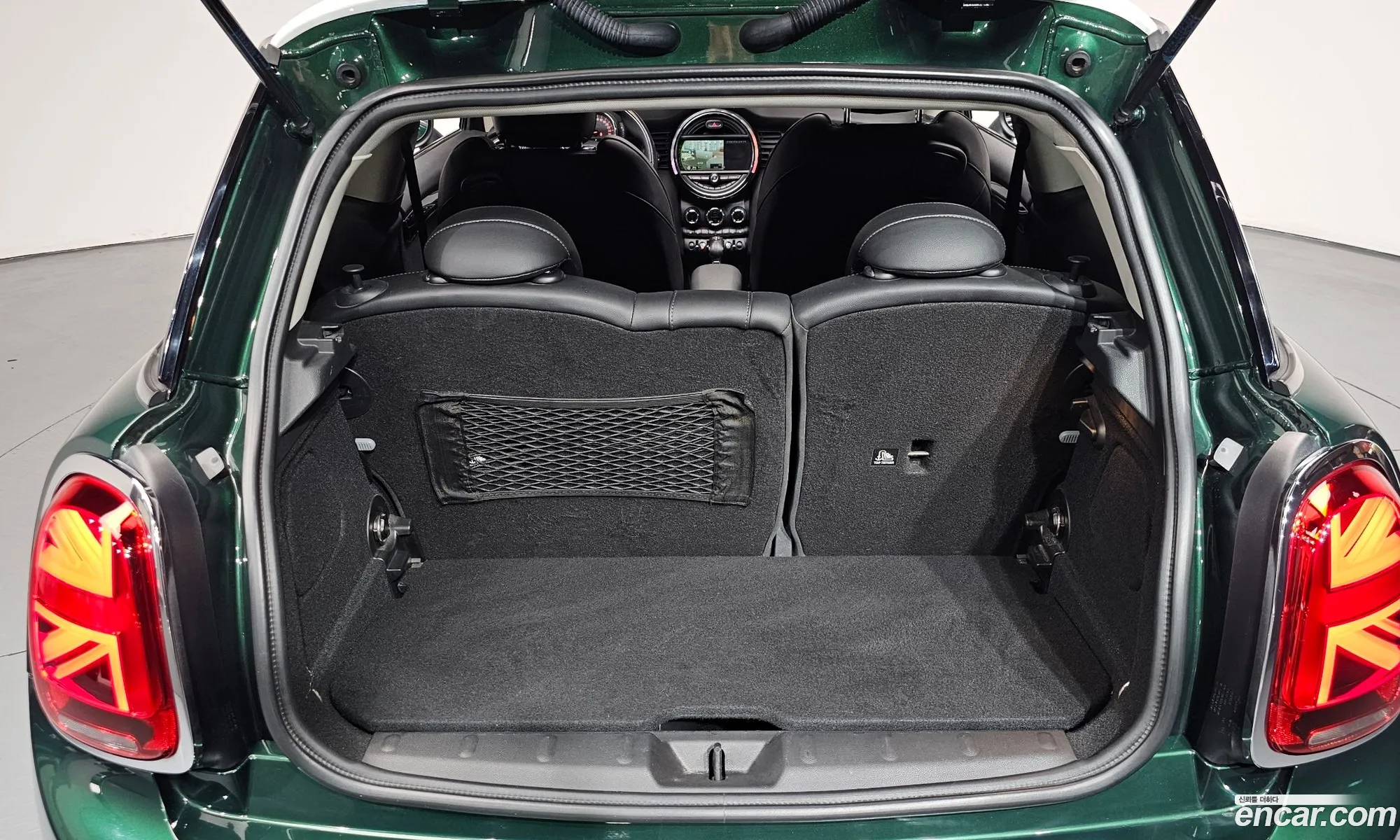 Mini Cooper 2017 WMWXP5108H2F93306 — 28