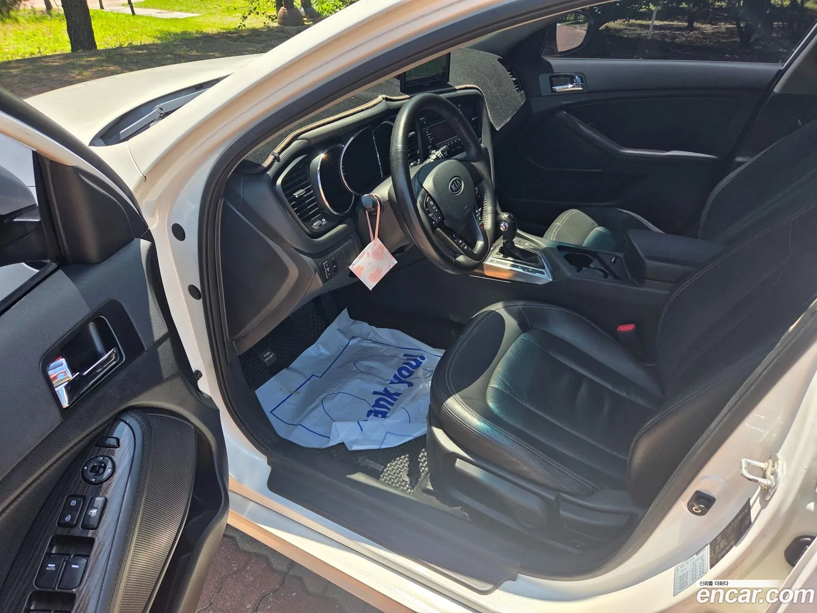Kia K5 2010 — 17