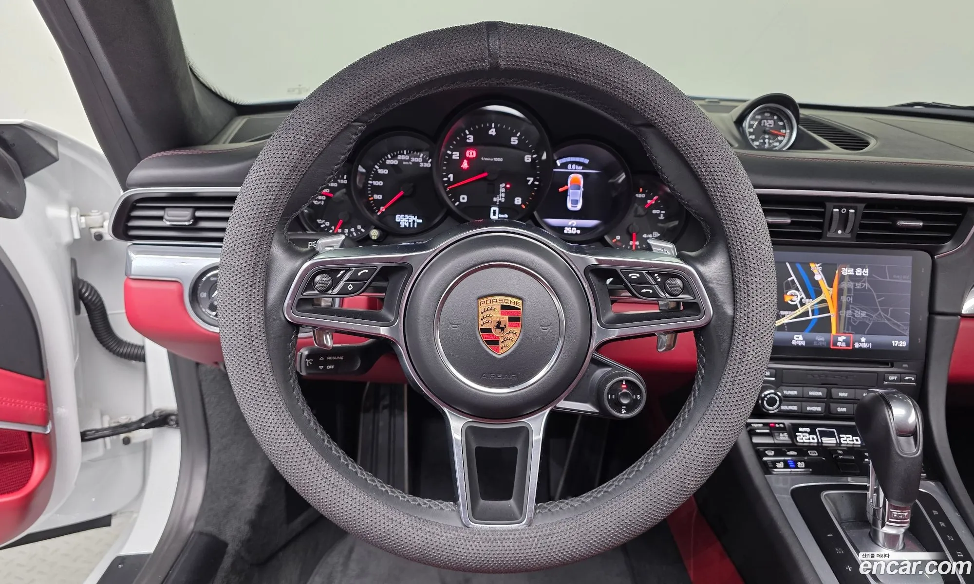 Porsche 911 2019 WP0AA2996KS103459 — 2