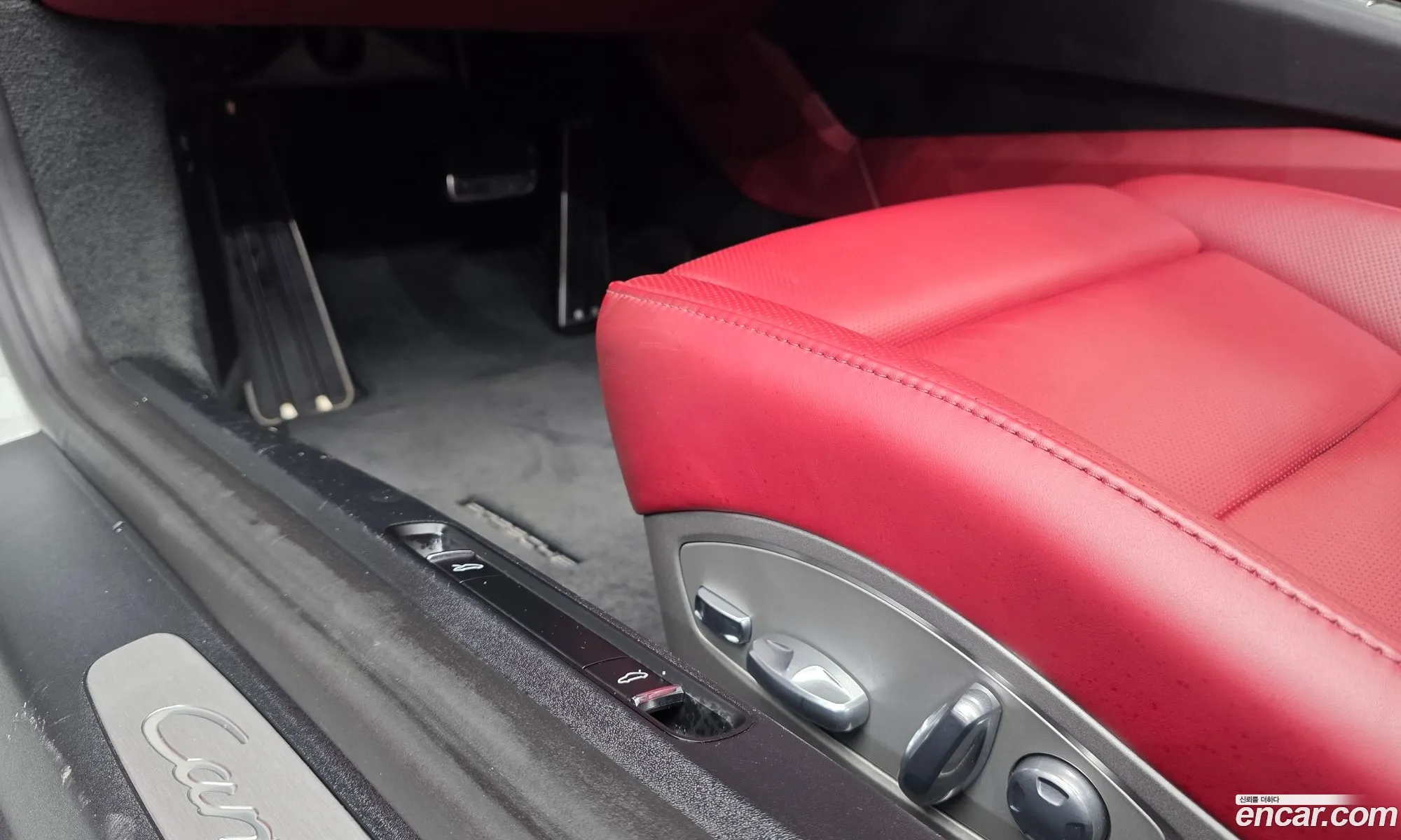 Porsche 911 2019 WP0AA2996KS103459 — 28