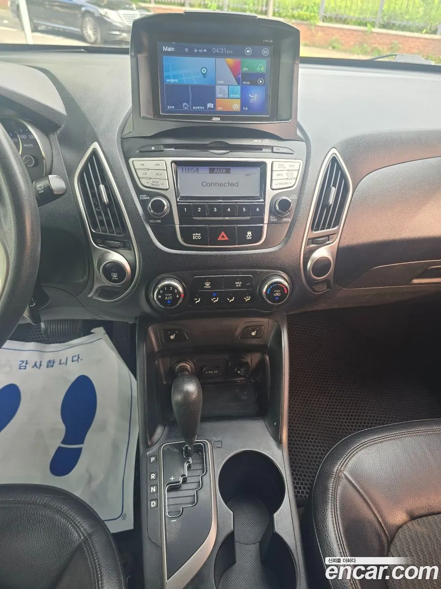 Hyundai Tucson ix 2010 — 11