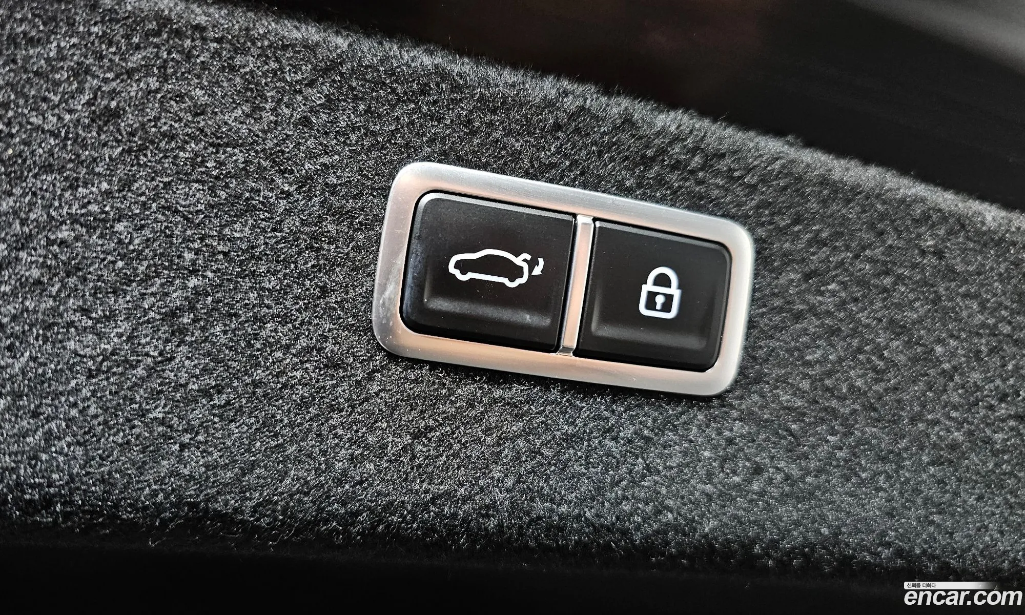 Genesis G80 2023 KMTGB41CDPU186684 — 3