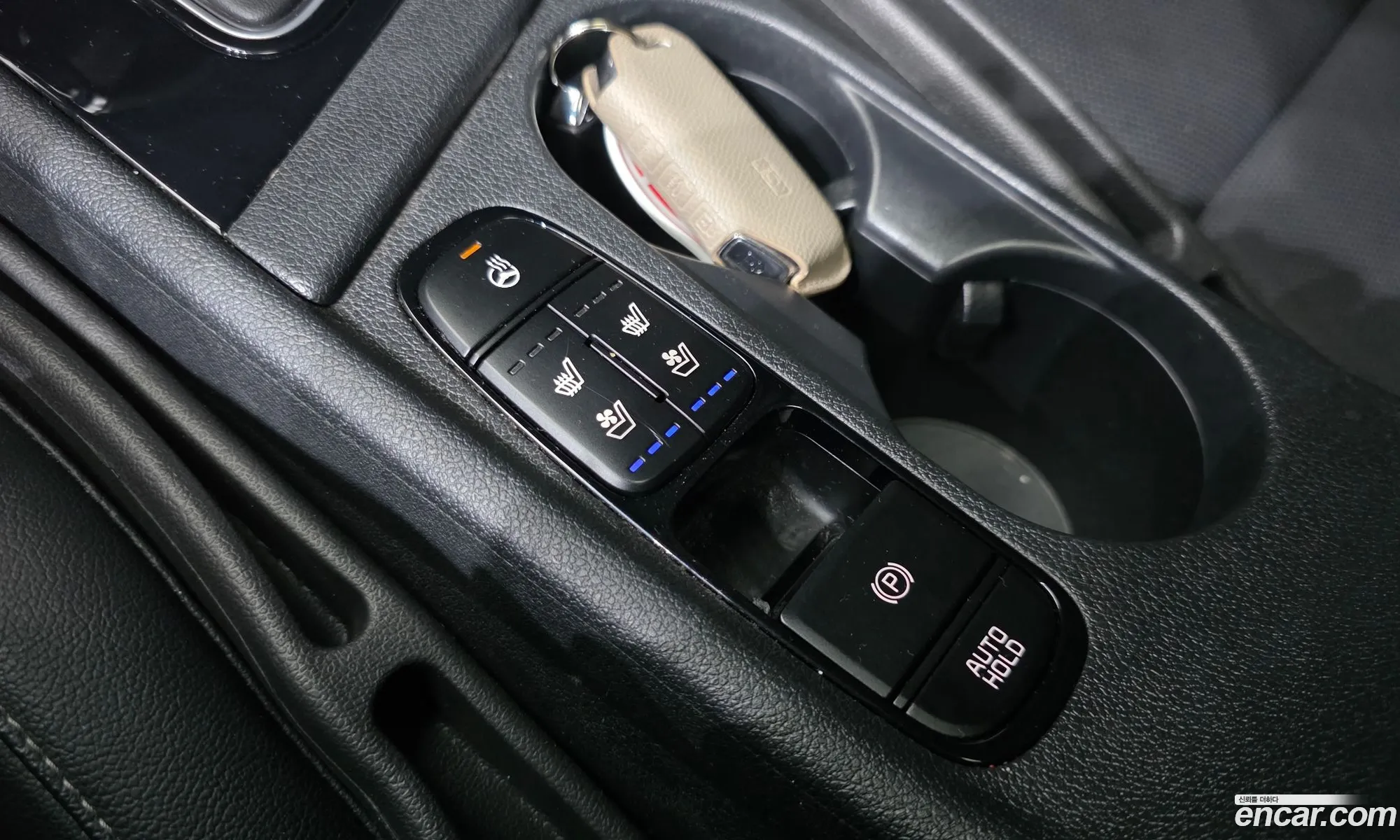 Kia Niro 2020 KNACC81CGLA385880 — 16
