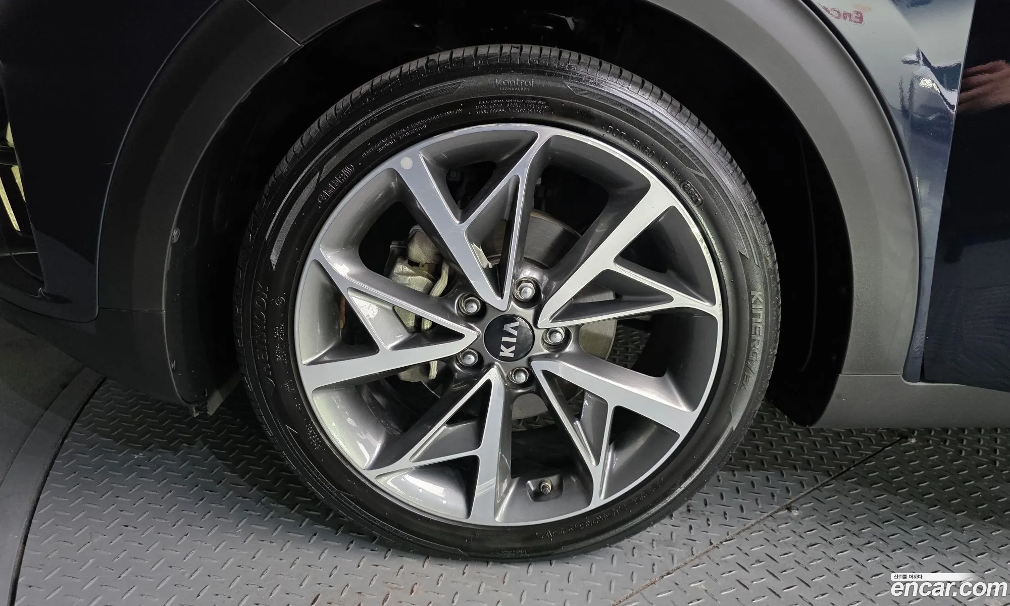 Kia Niro 2020 KNACC81CGLA385880 — 10