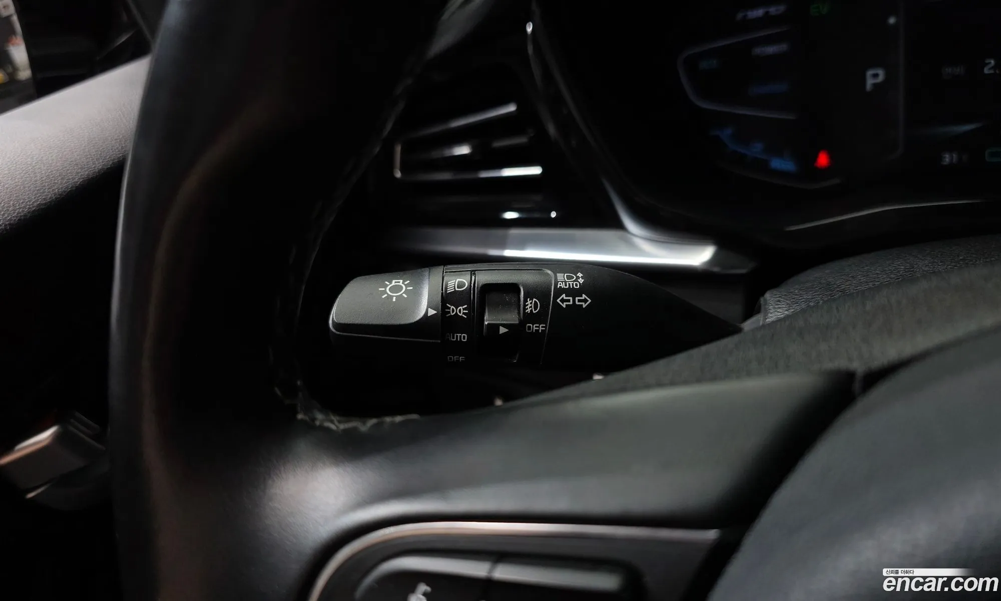 Kia Niro 2020 KNACC81CGLA385880 — 9
