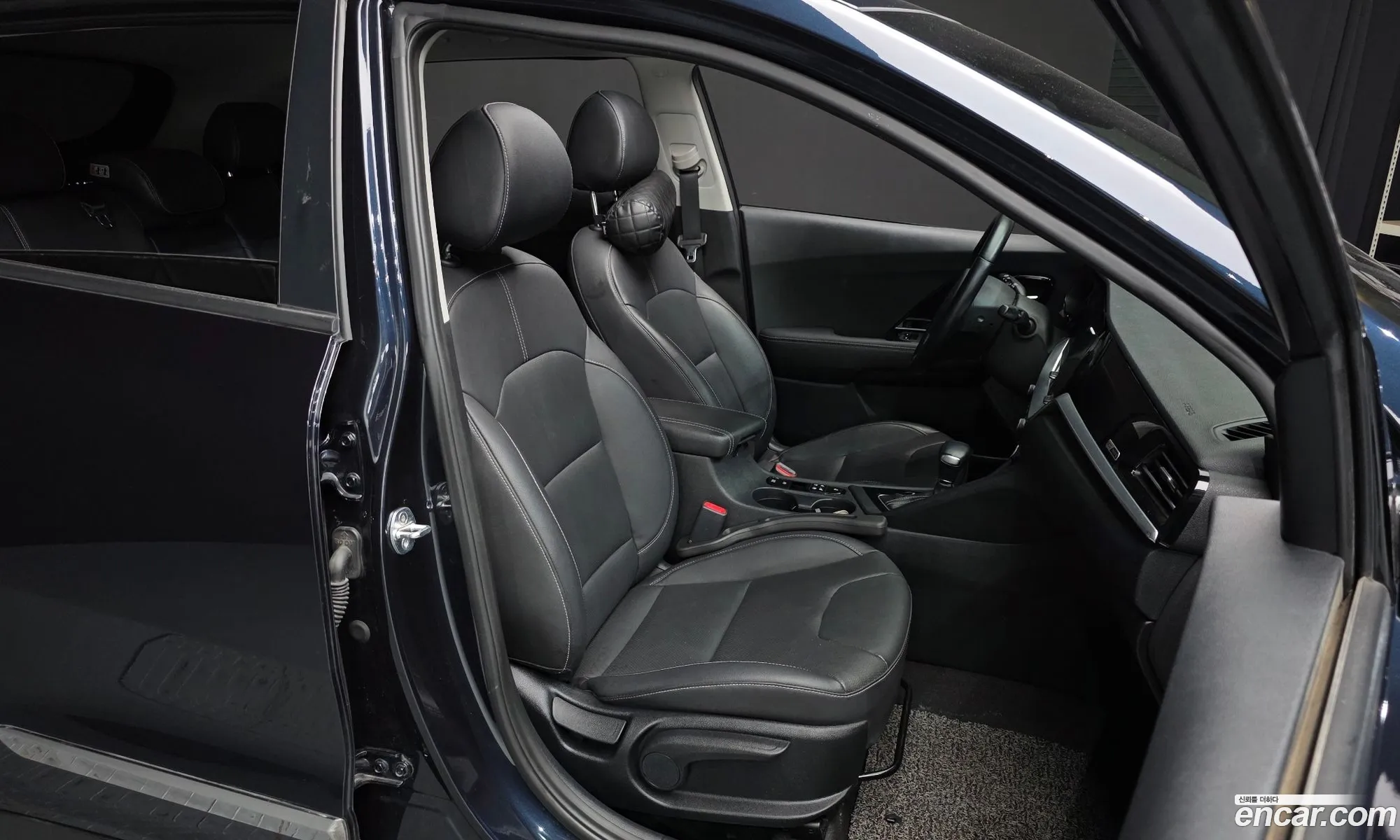 Kia Niro 2020 KNACC81CGLA385880 — 13