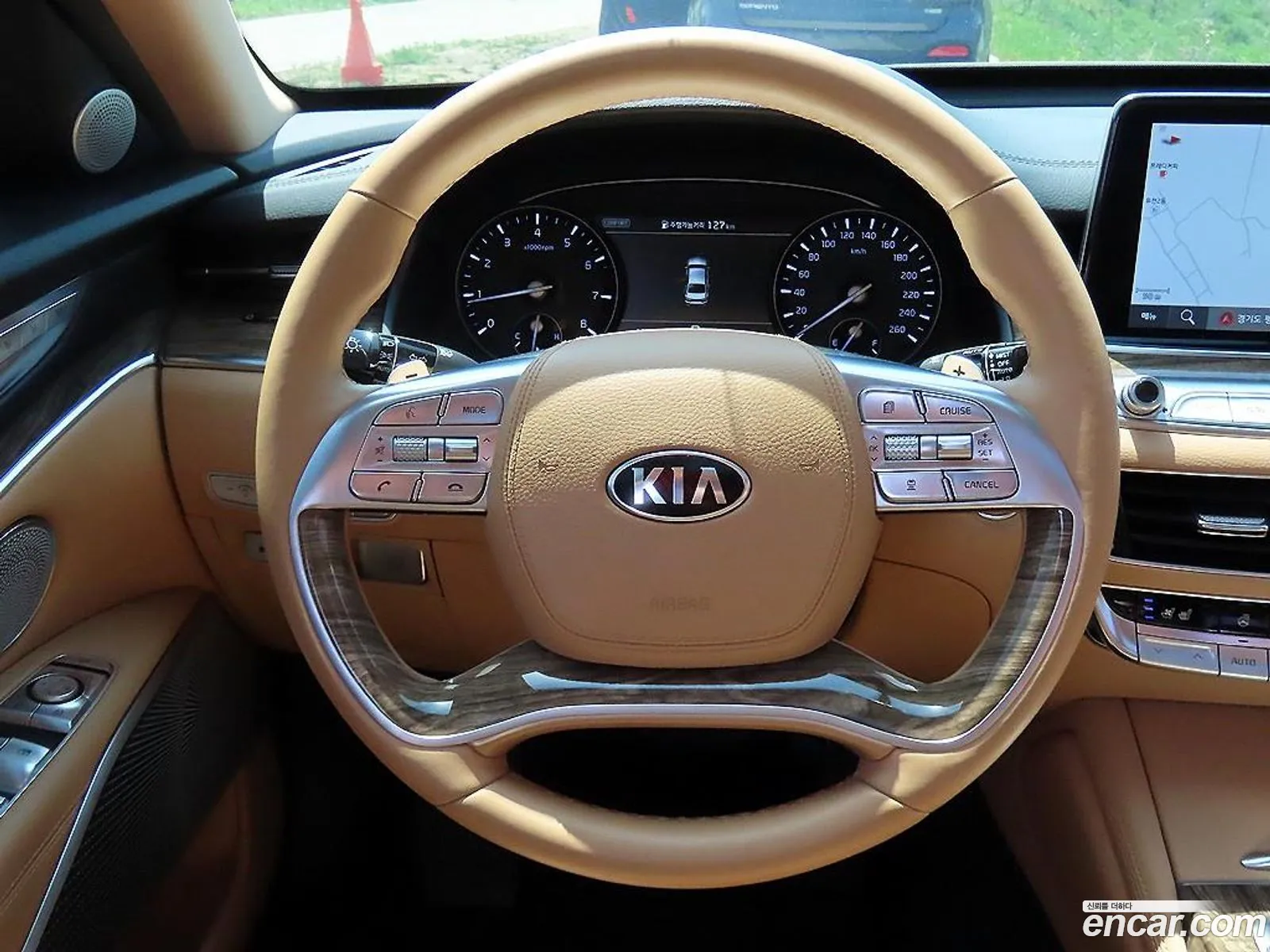 Kia The K9 2021 — 15
