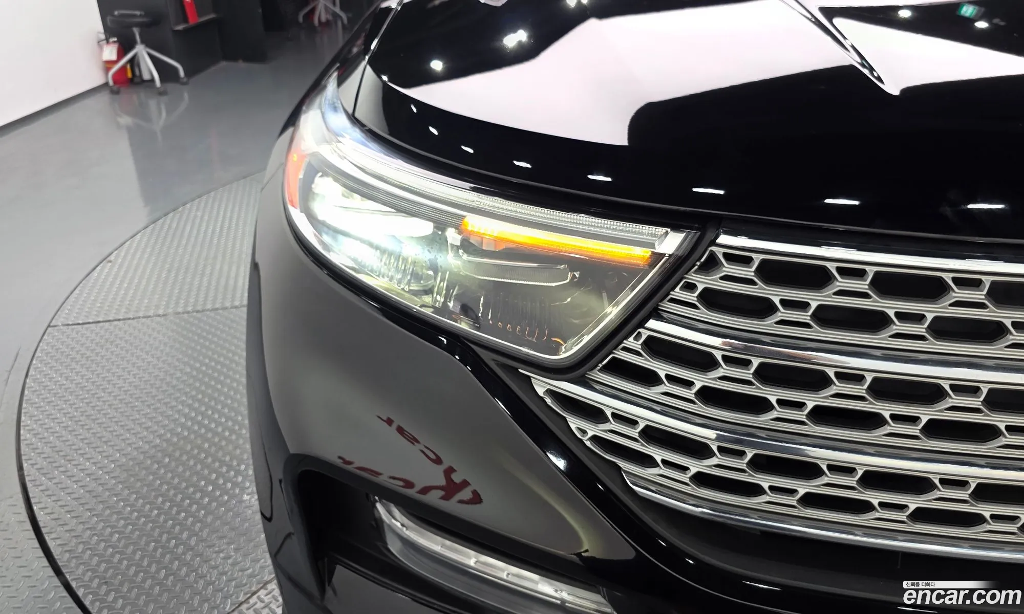 Ford Explorer 6th Gen 2022 1FM5K8FW7NNA12260 — 17