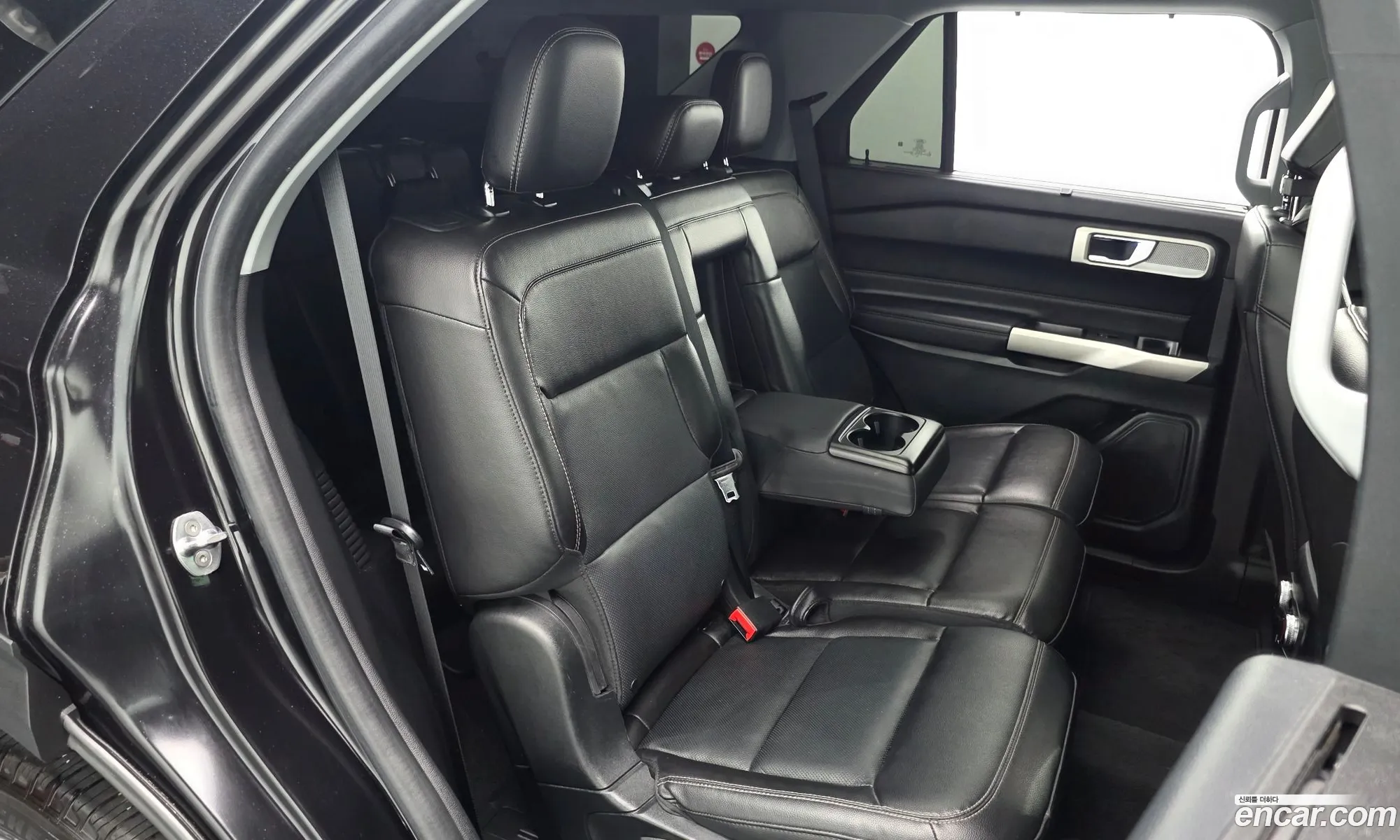 Ford Explorer 6th Gen 2022 1FM5K8FW7NNA12260 — 14