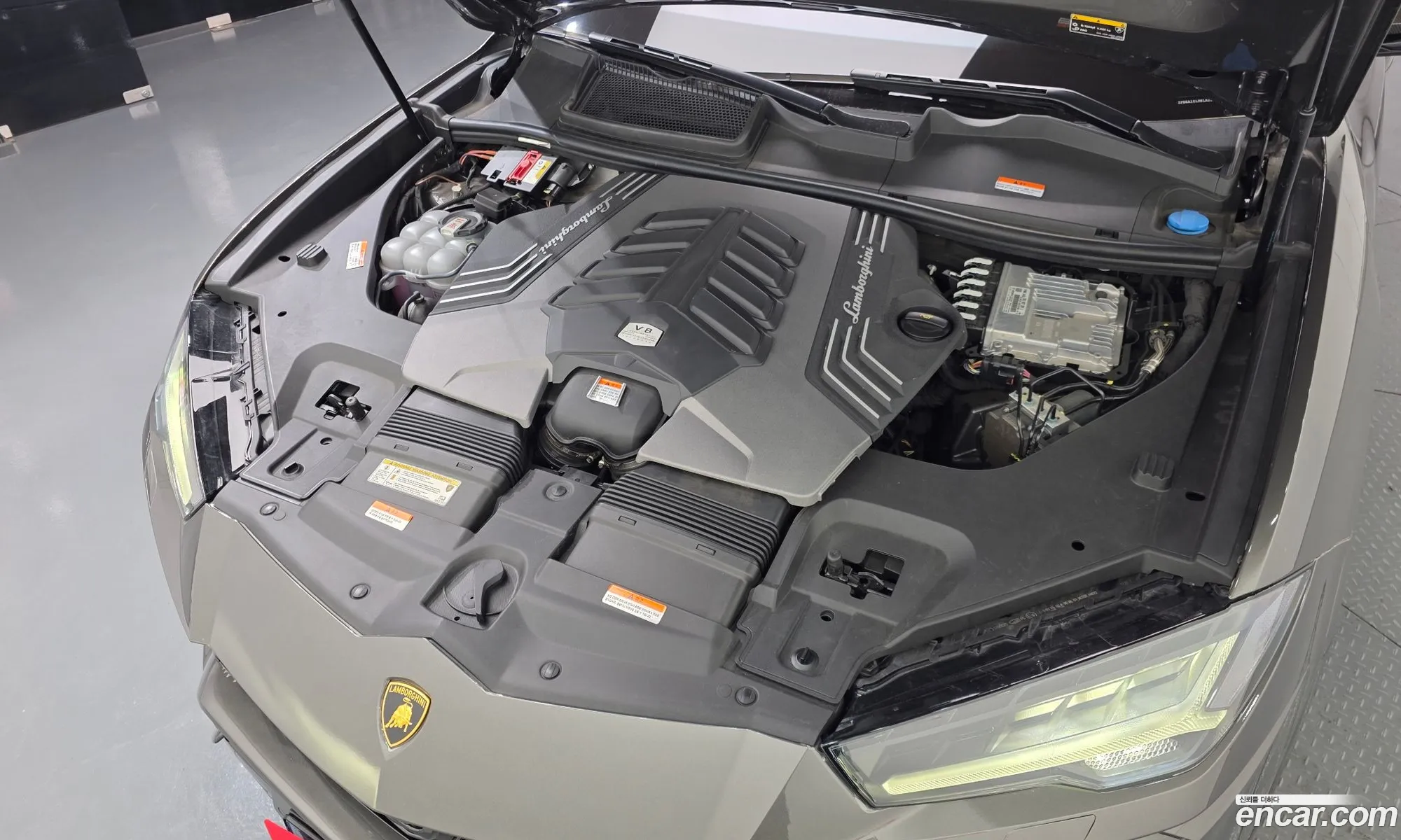 Lamborghini Urus 2022 — 6