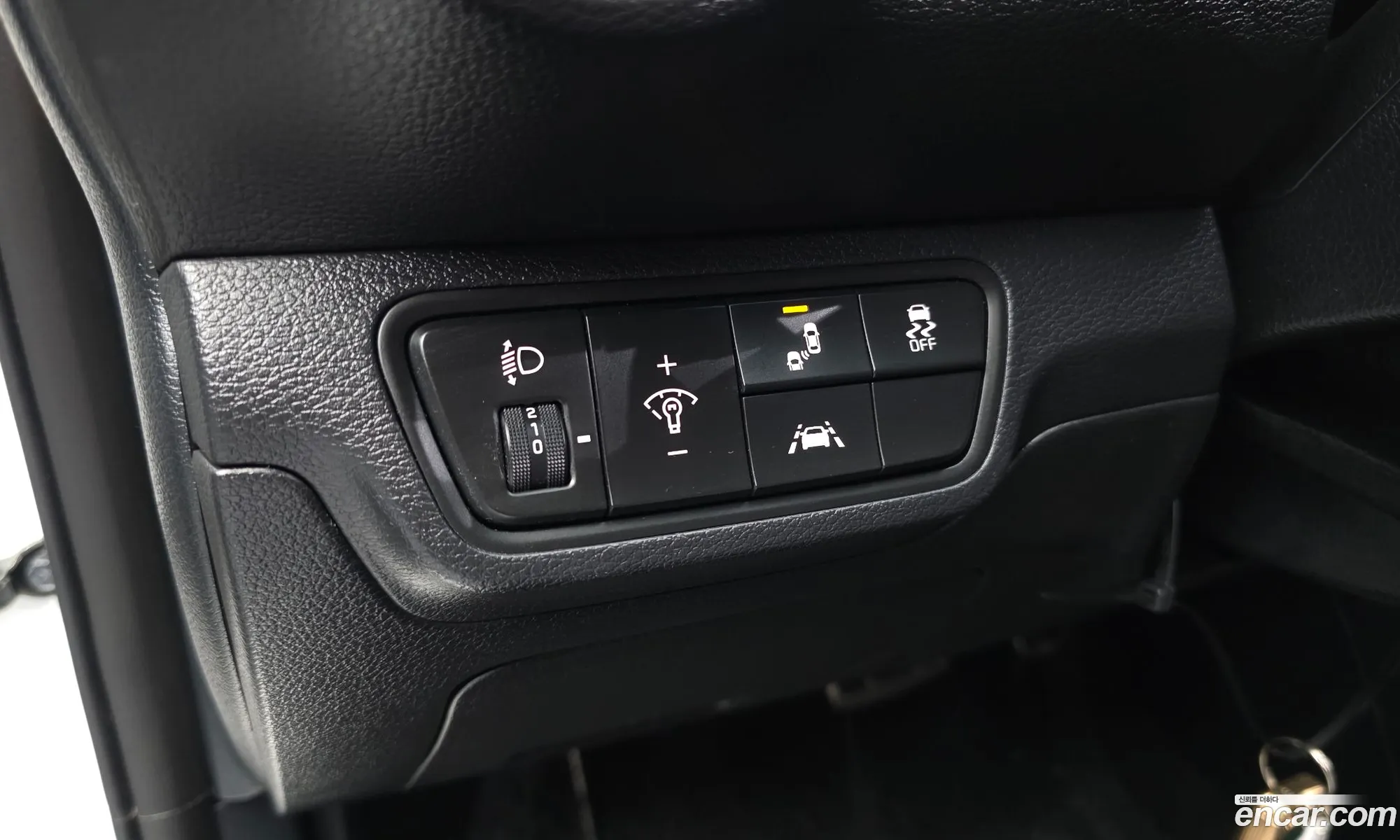 Kia K3 2019 KNAF4517GKA037030 — 7