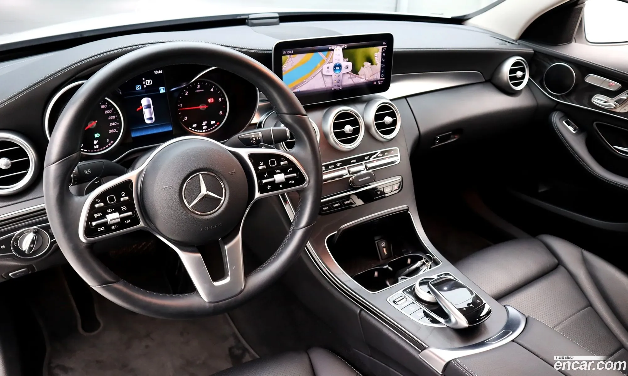 Mercedes-Benz C-Class W205 2019 — 11