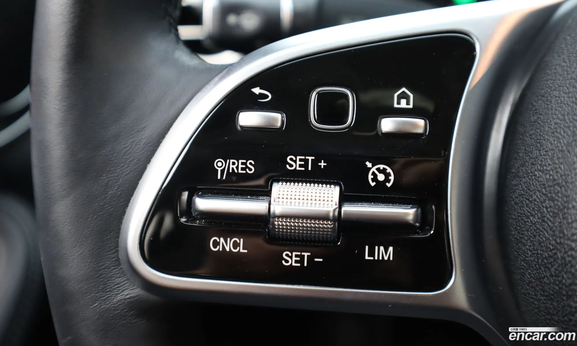 Mercedes-Benz C-Class W205 2019 — 6