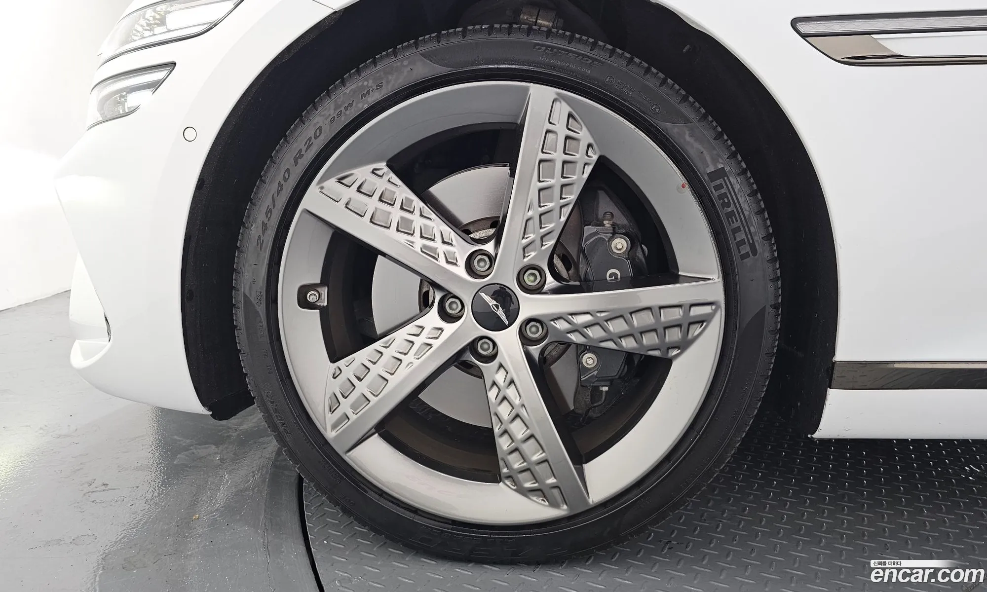 Genesis G80 2024 — 13