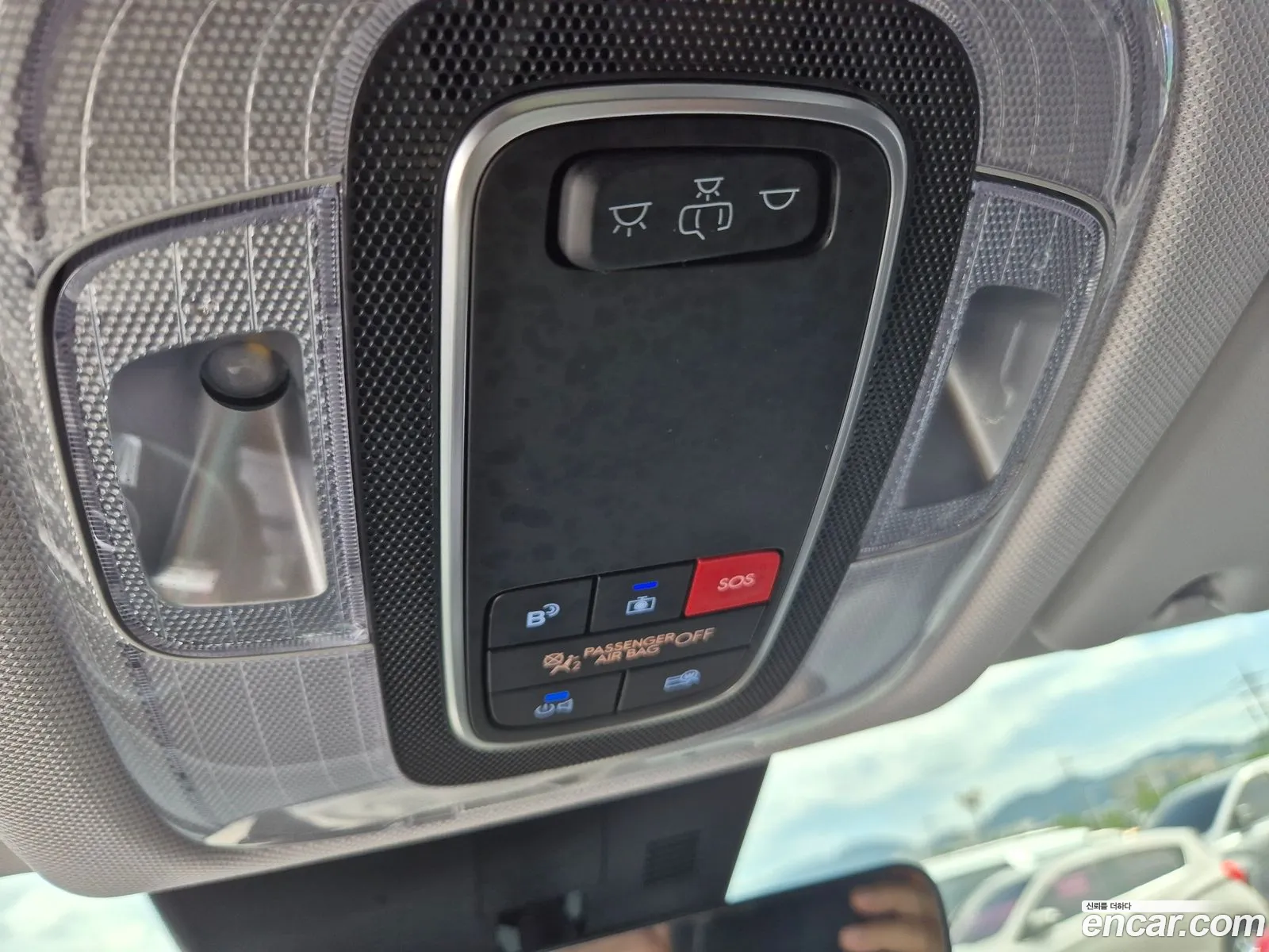 Hyundai Kona 2025 — 12