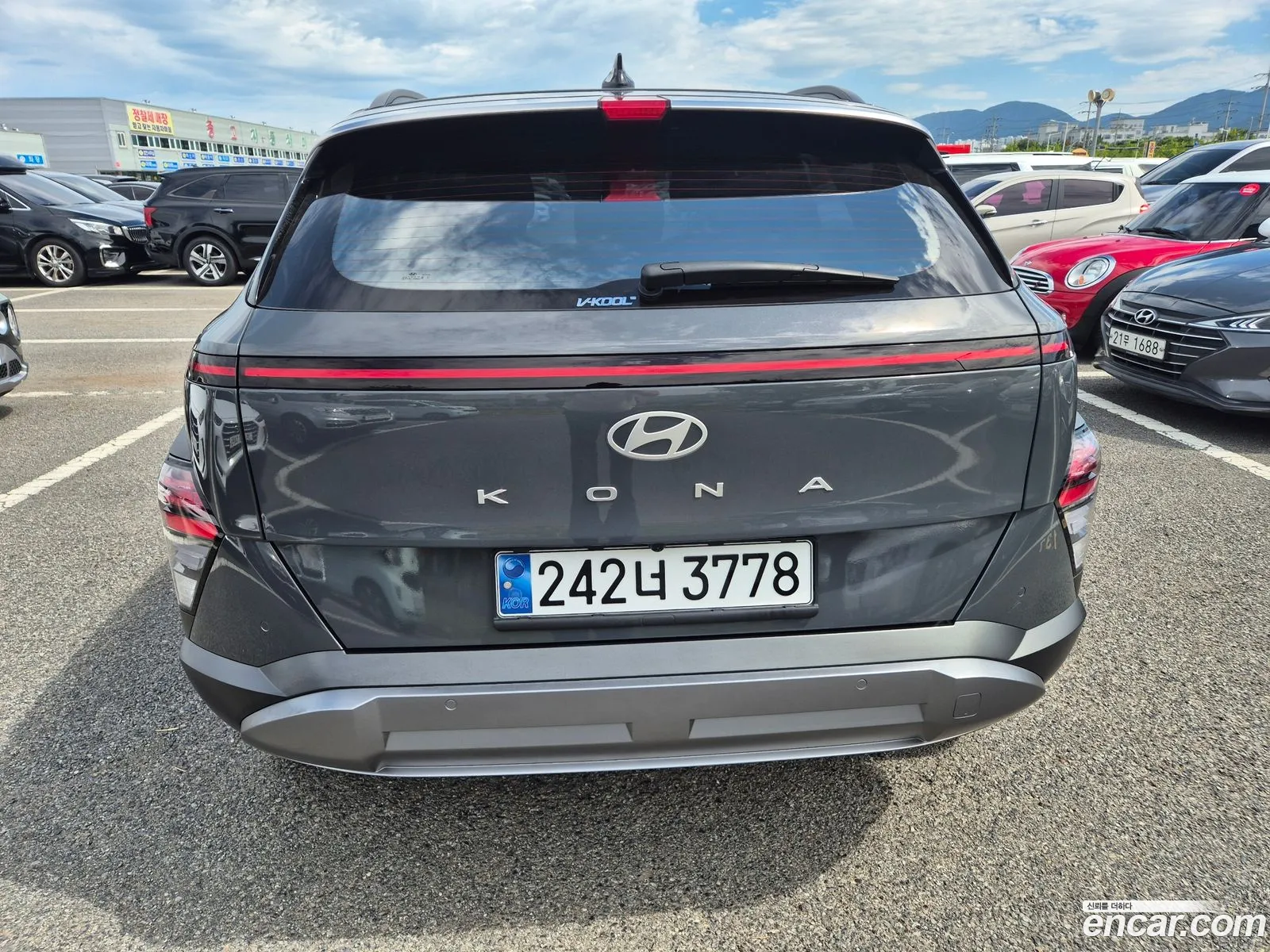 Hyundai Kona 2025 — 15