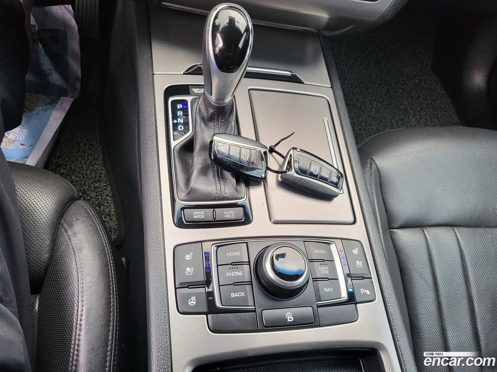 Hyundai Genesis DH 2014 — 13