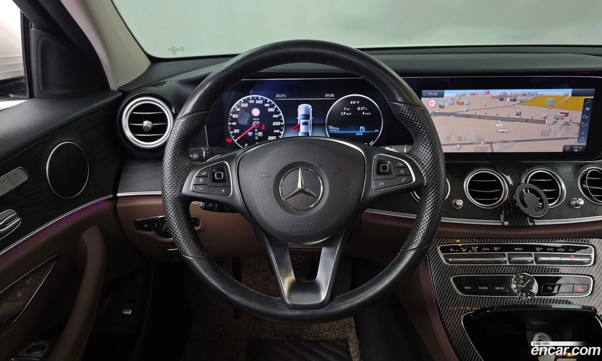 Mercedes-Benz E-Class W213 2016 WDDZF4KB4HA076988 — 14