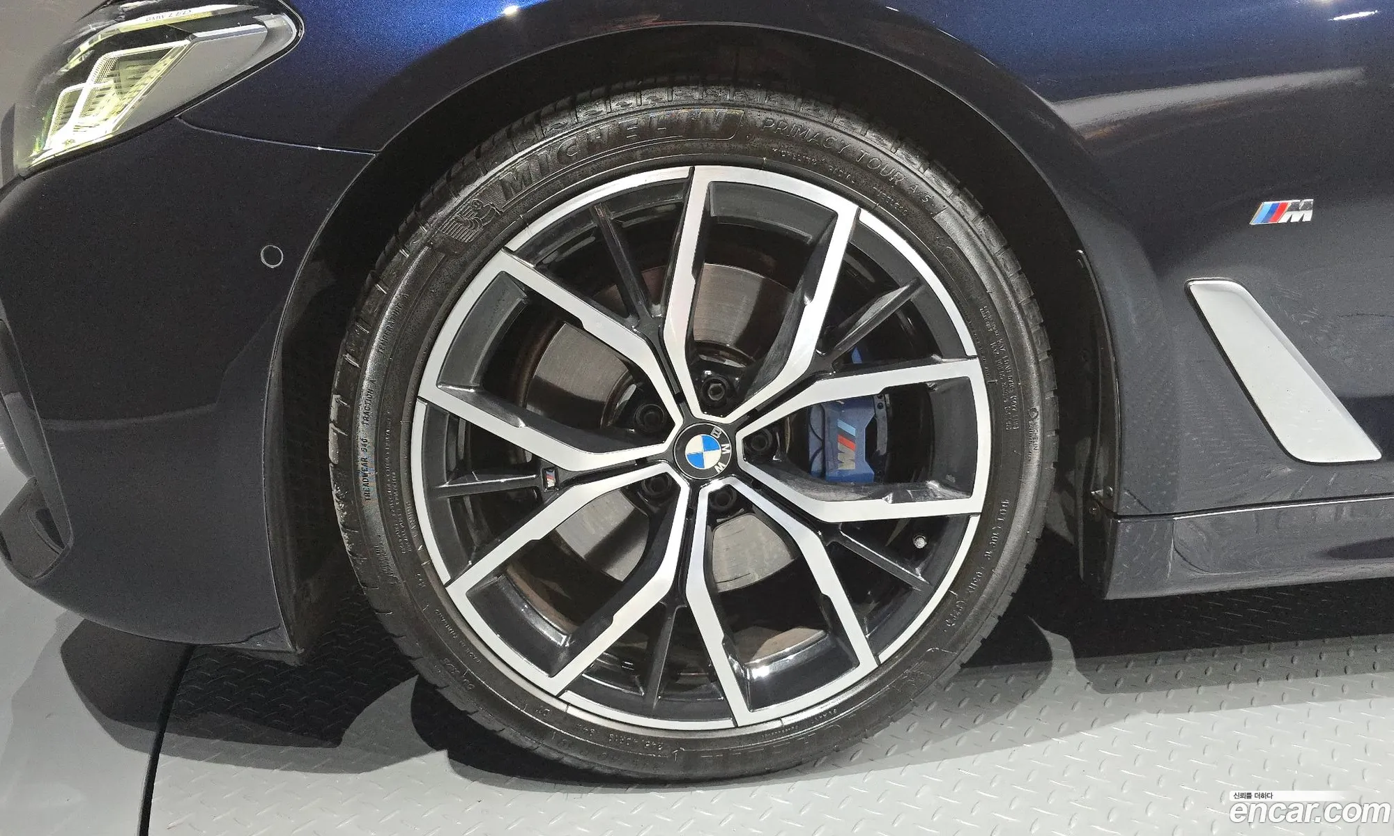 BMW 5 Series 2021 WBA71BH04MWX06352 — 34