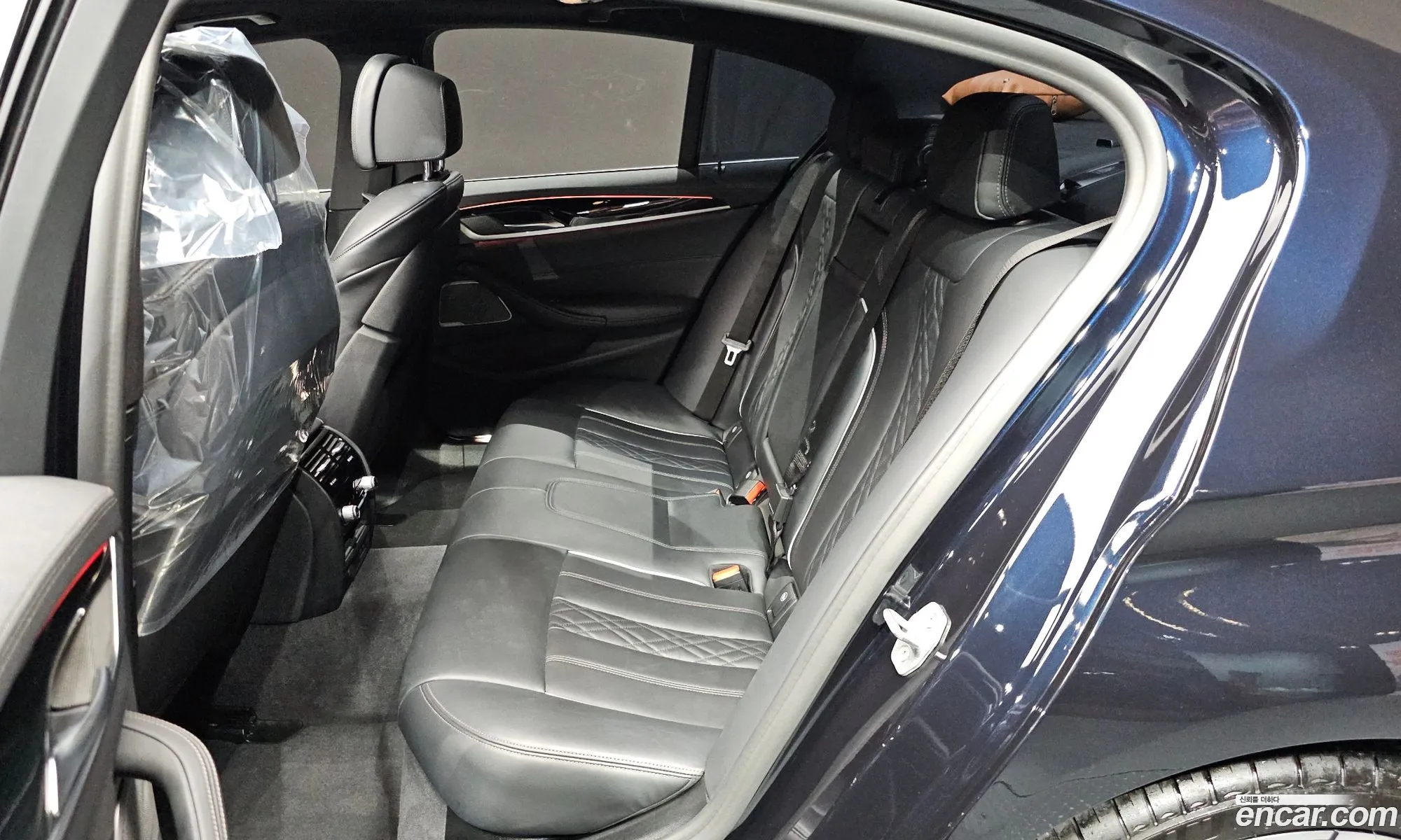 BMW 5 Series 2021 WBA71BH04MWX06352 — 2