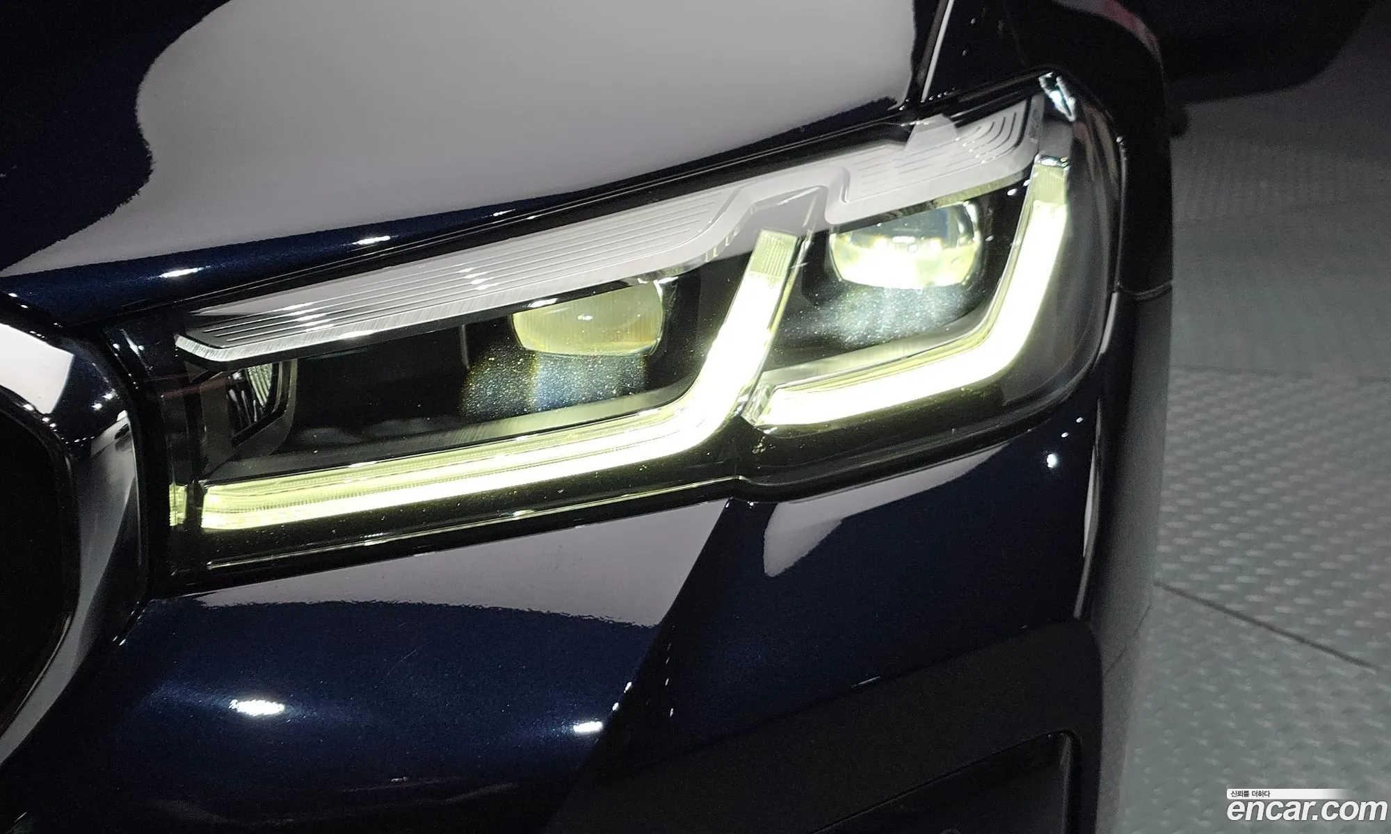 BMW 5 Series 2021 WBA71BH04MWX06352 — 25