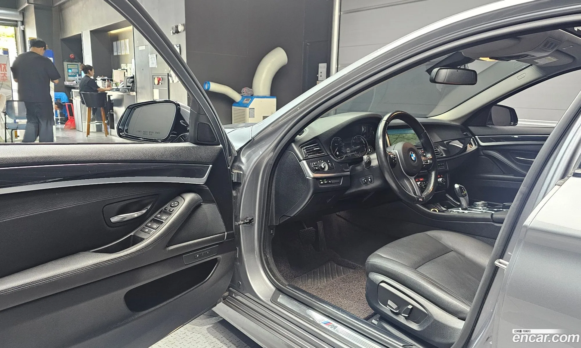 BMW 5 Series 2016 WBA5E5107GG204148 — 10