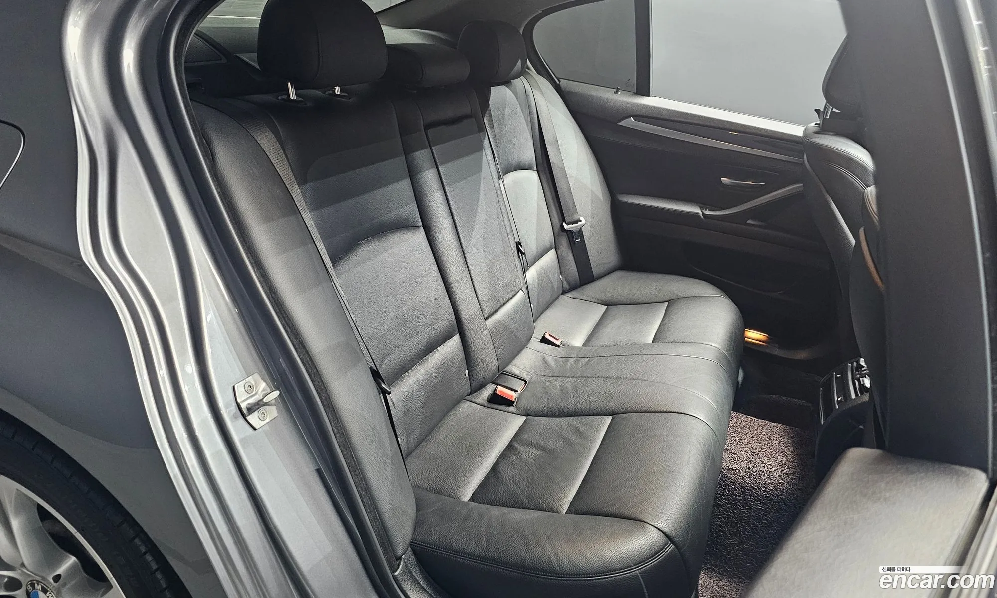 BMW 5 Series 2016 WBA5E5107GG204148 — 12
