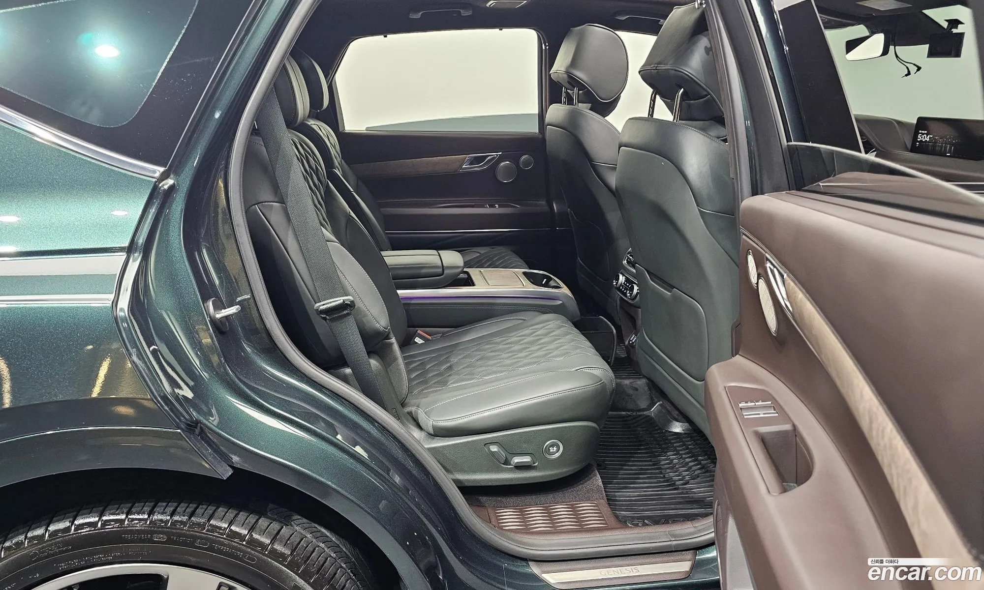 Genesis GV80 2023 — 28