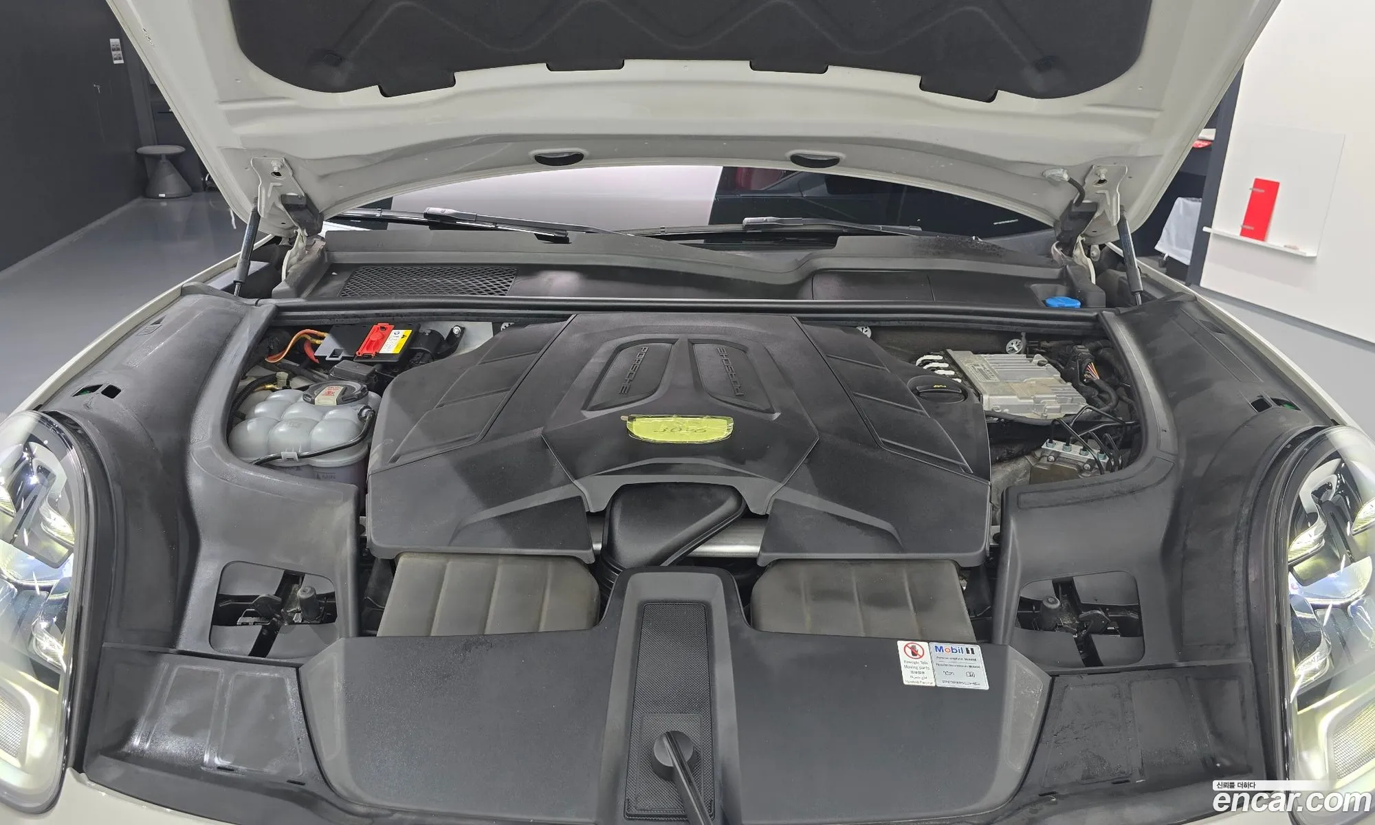 Porsche Cayenne 2021 WP1AA29Y6MDA05027 — 29