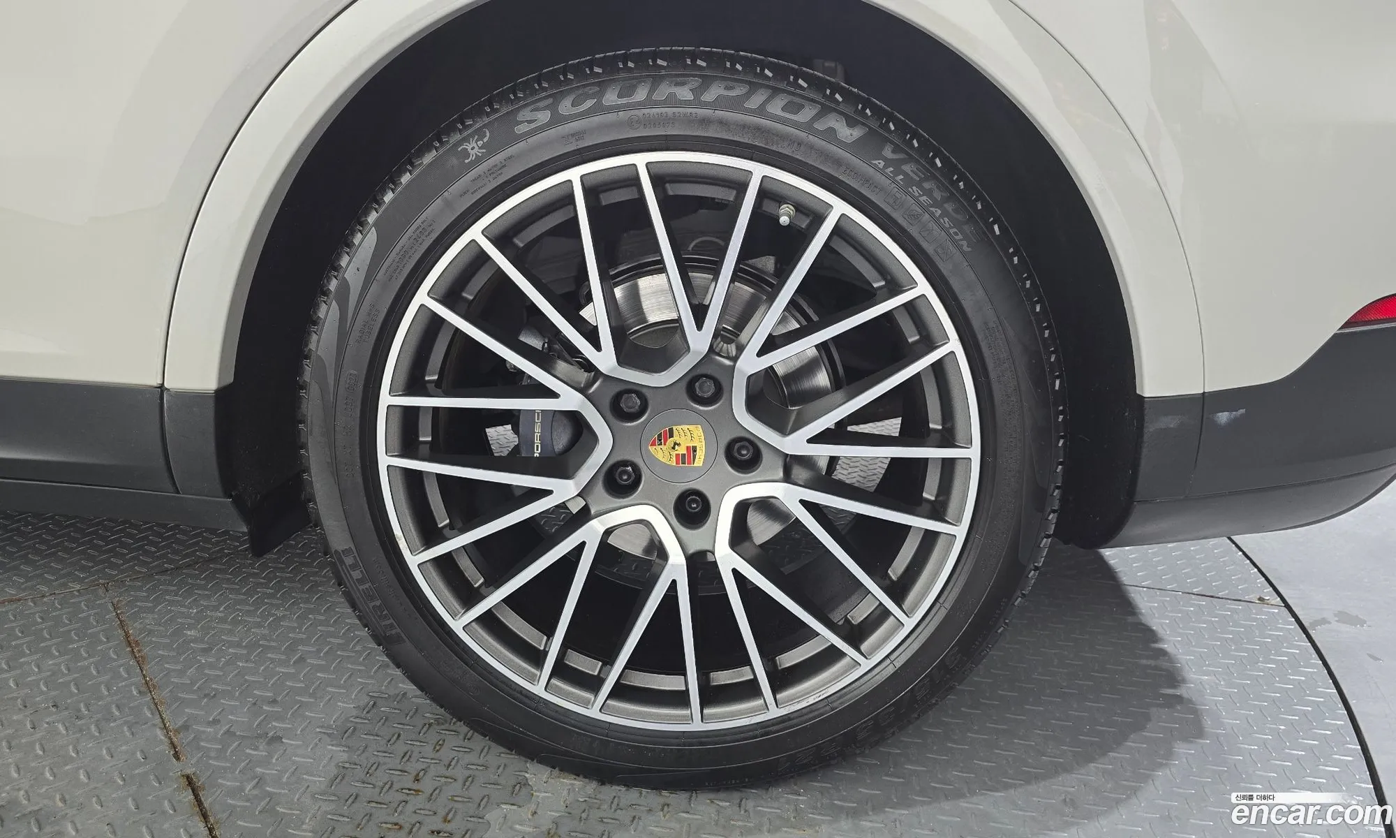 Porsche Cayenne 2021 WP1AA29Y6MDA05027 — 18