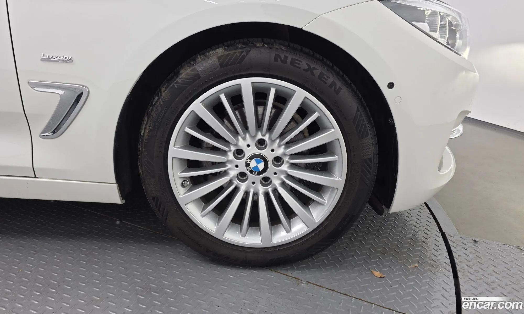BMW 3 Series GT 2018 — 33