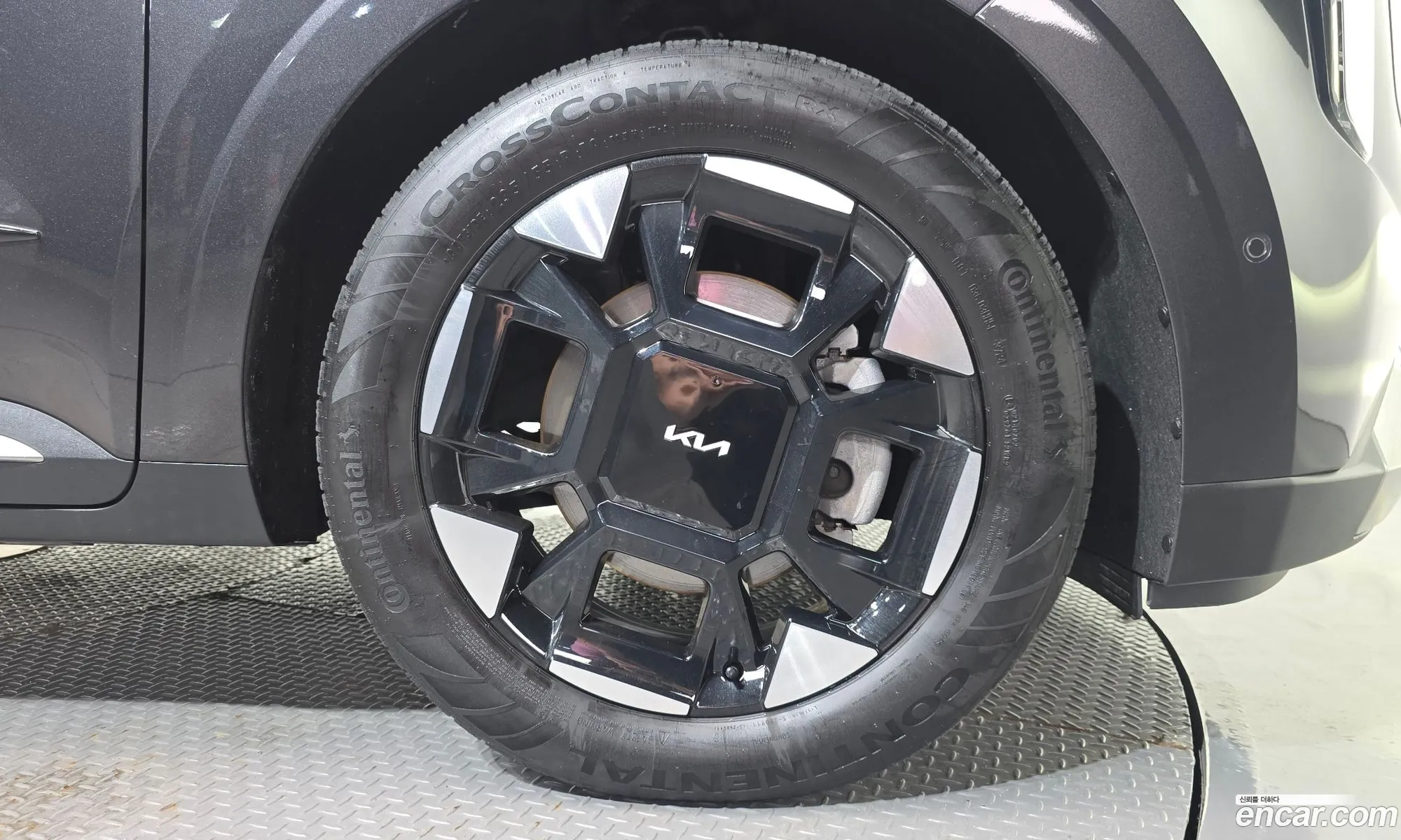 Kia Carnival 2025 KNANE81ABSS074933 — 15