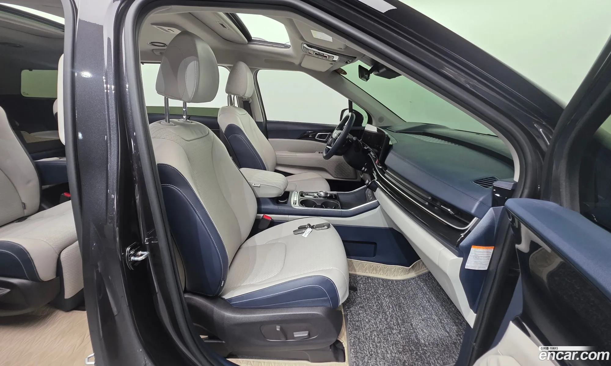 Kia Carnival 2025 KNANE81ABSS074933 — 33