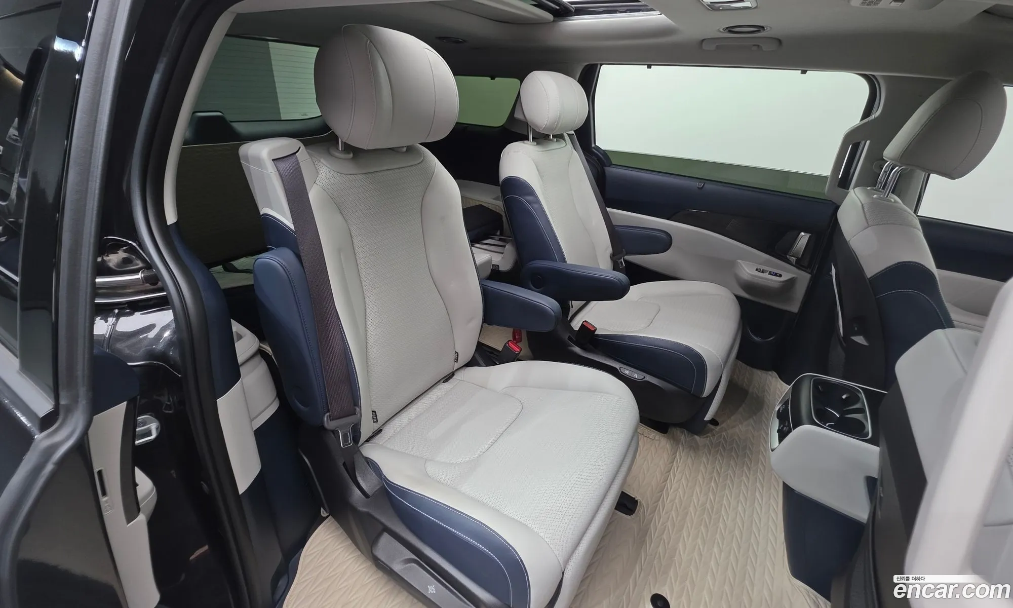 Kia Carnival 2025 KNANE81ABSS074933 — 26