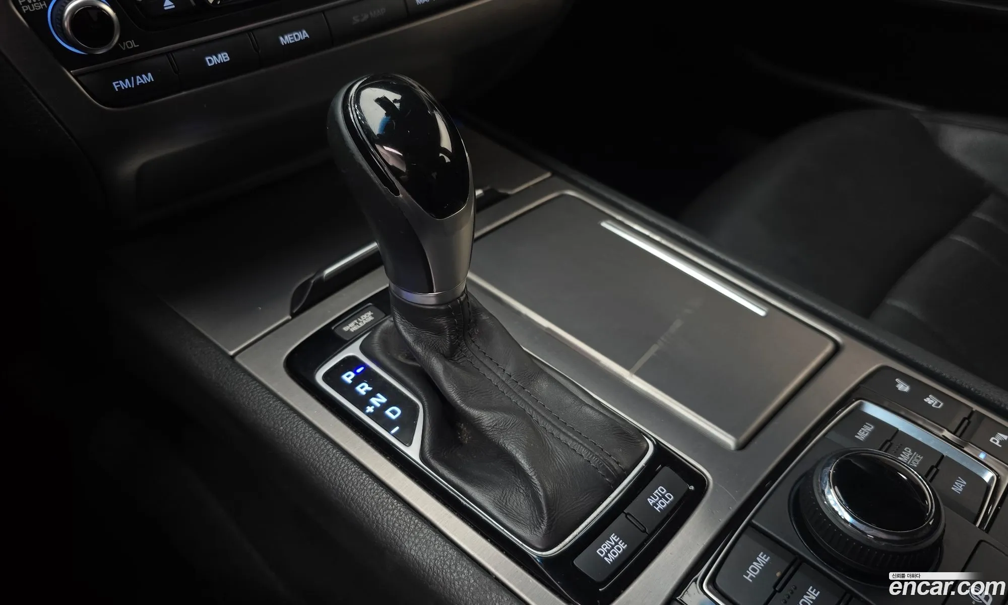 Hyundai Genesis DH 2014 KMHGM41DBEU004197 — 3