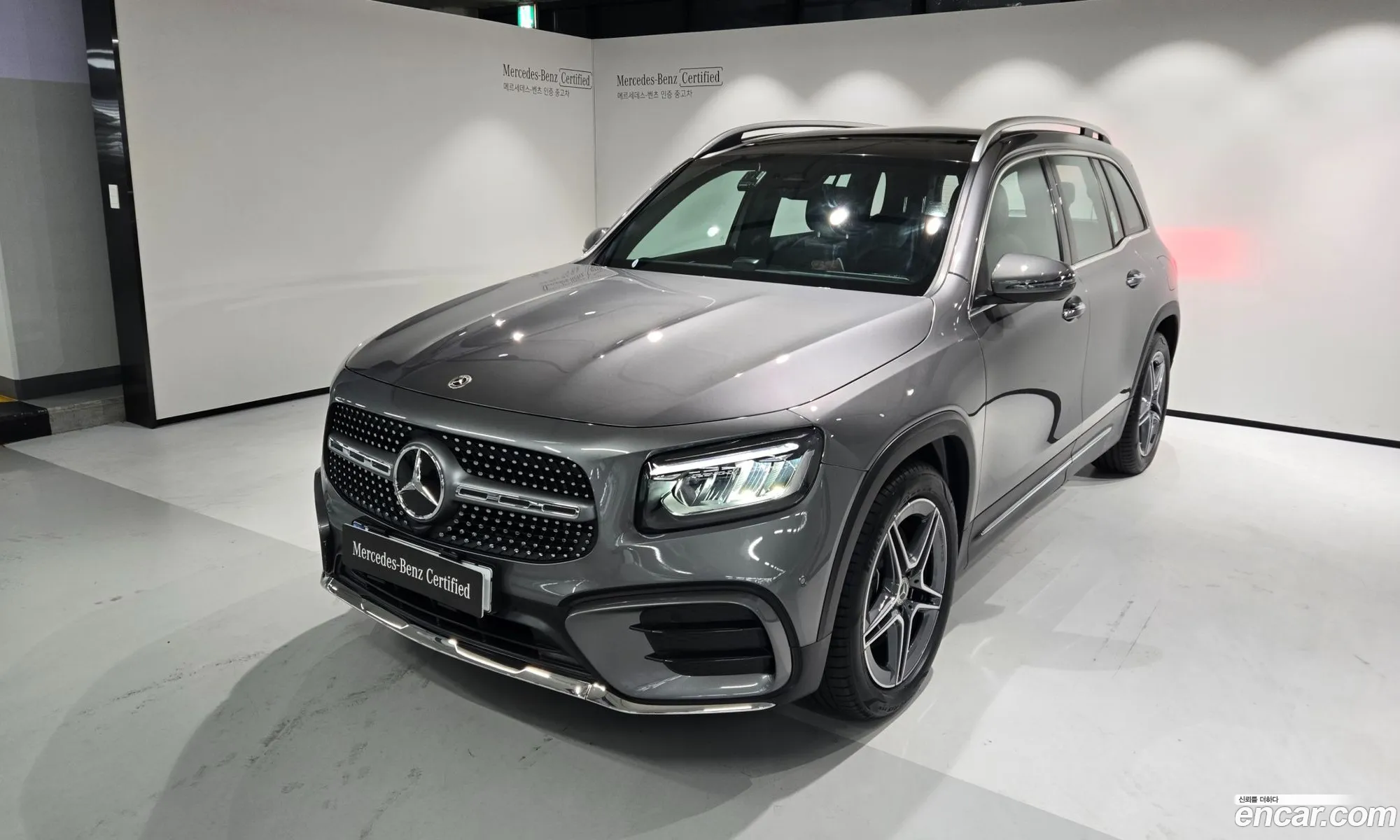 Mercedes-Benz GLB-Class X247 2025 — 19