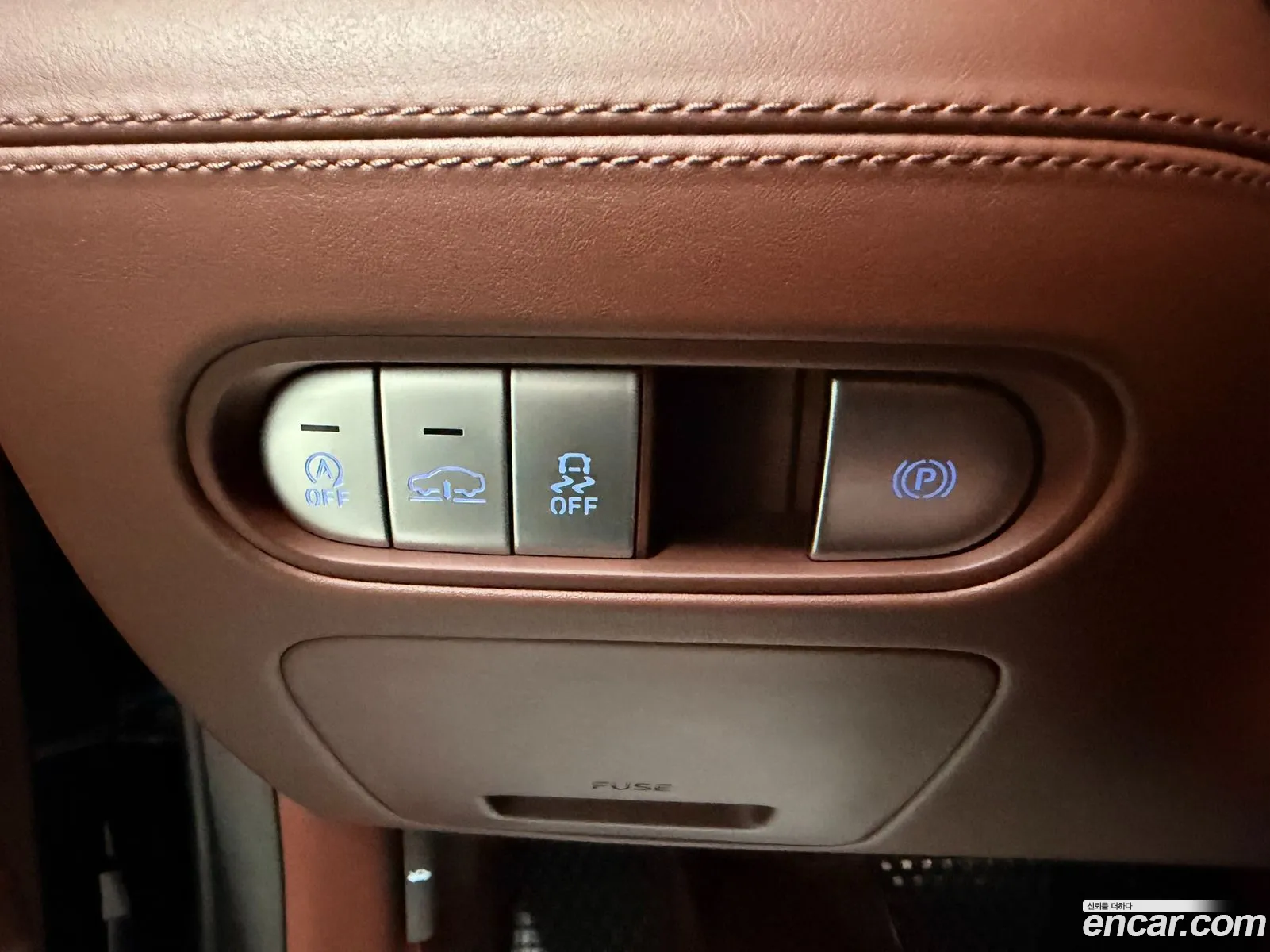 Genesis G90 2022 — 16
