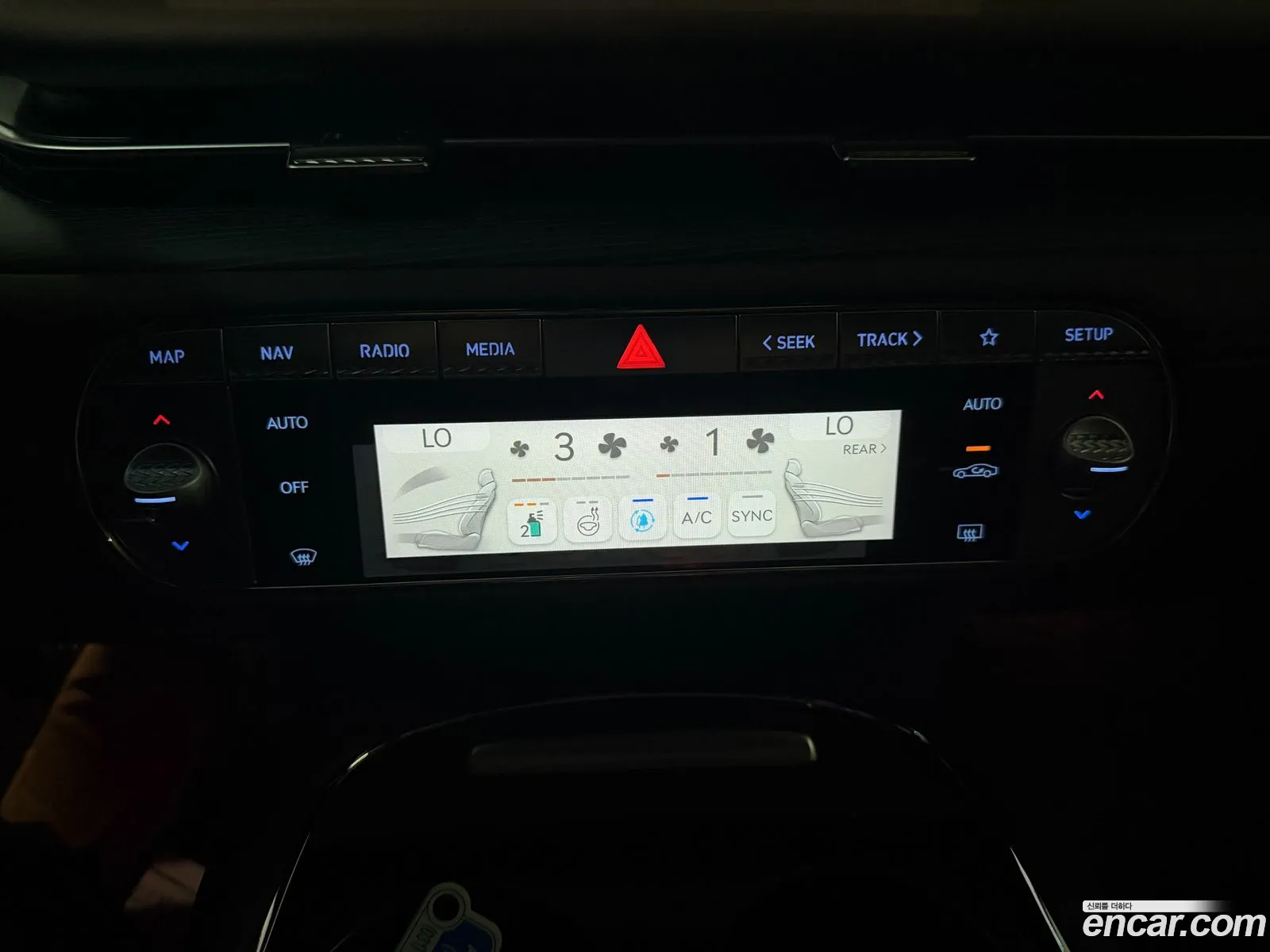 Genesis G90 2022 — 10