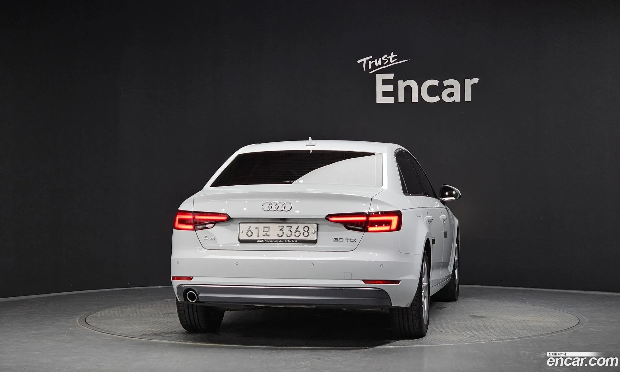 Audi A4 2018 WAUZZZF44JA169166 — 32