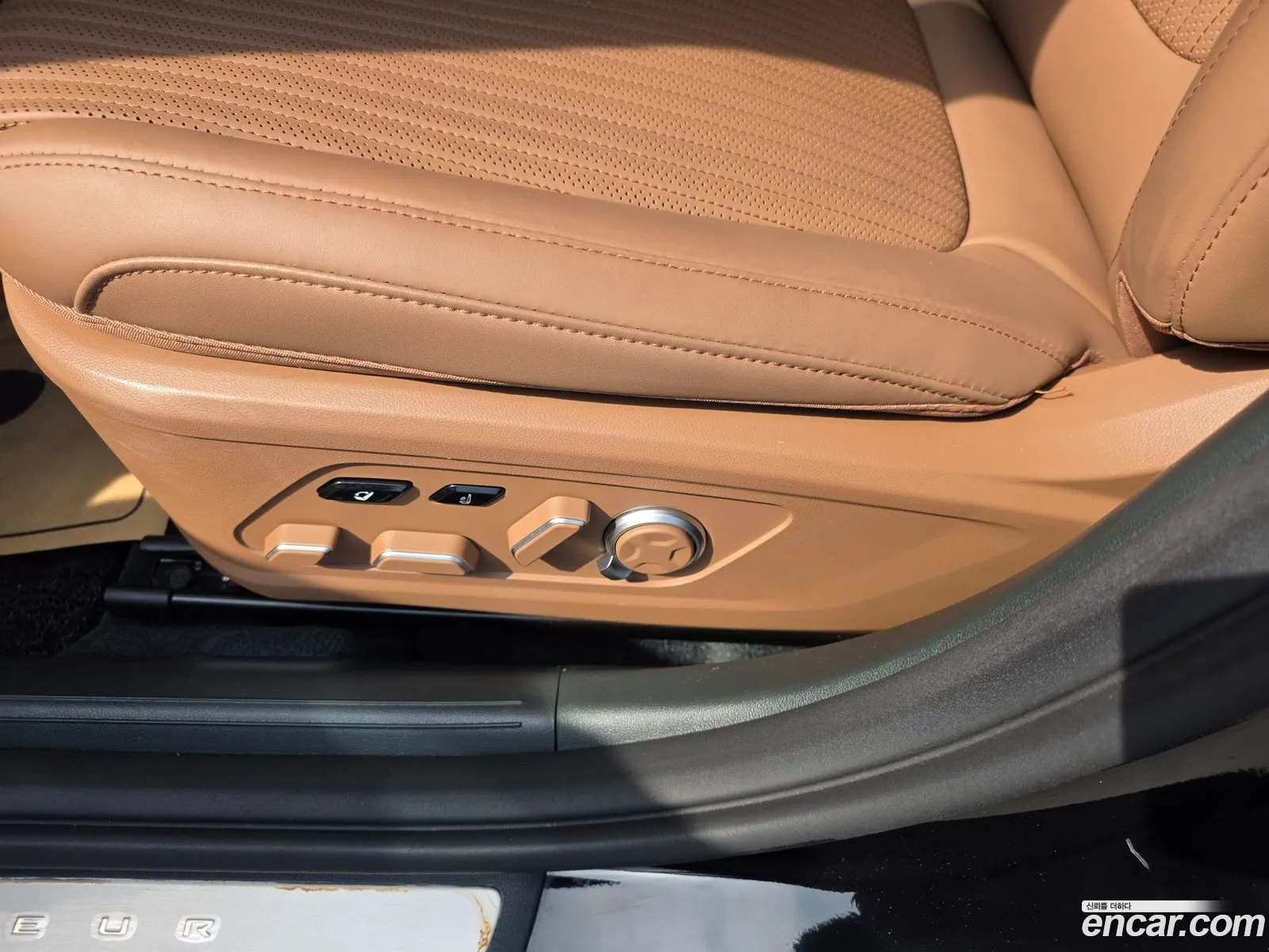 Hyundai Grandeur Hybrid 2023 — 11