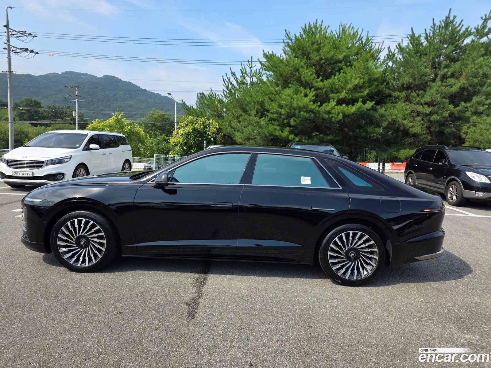 Hyundai Grandeur Hybrid 2023 — 9