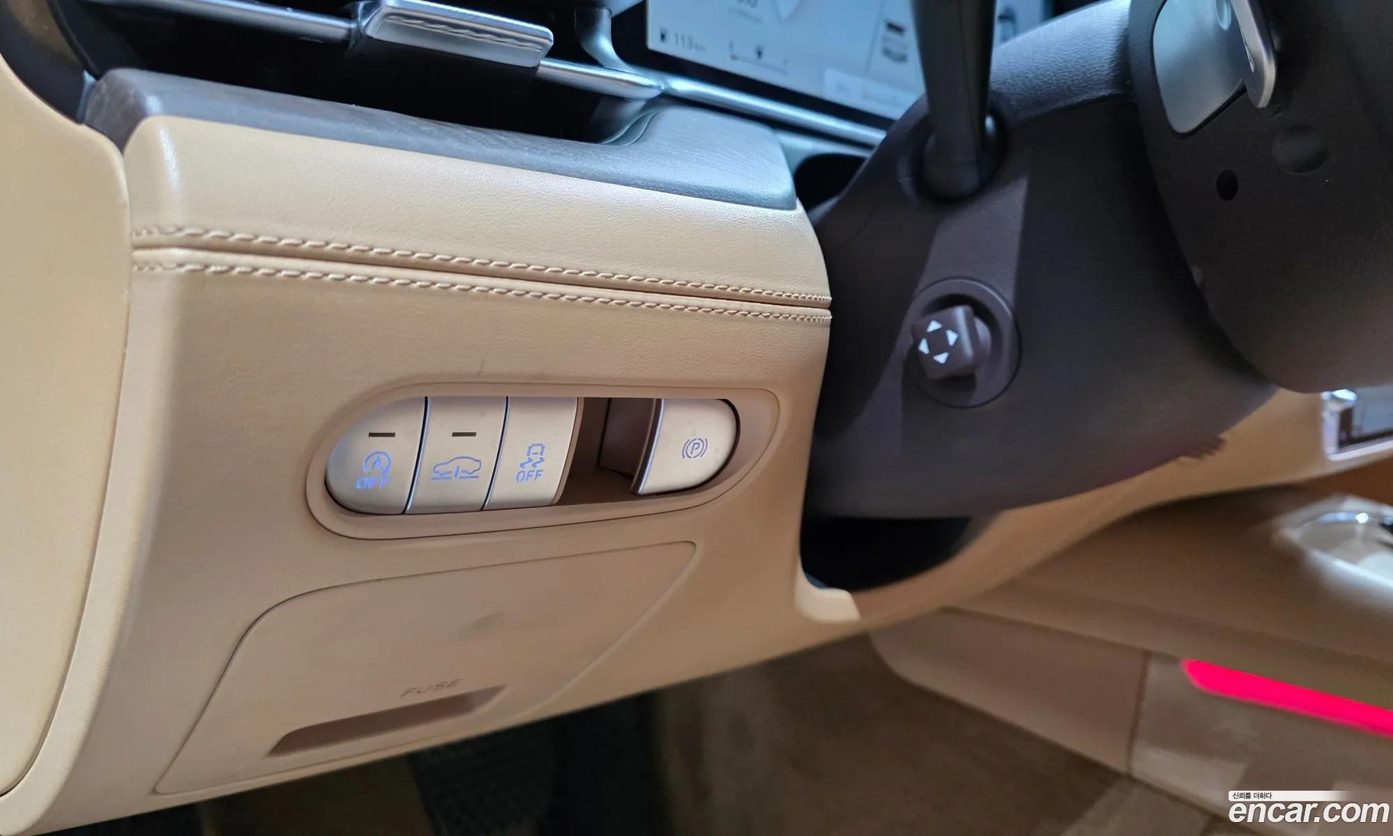 Genesis G90 2022 KMTFA41DDNU008137 — 5