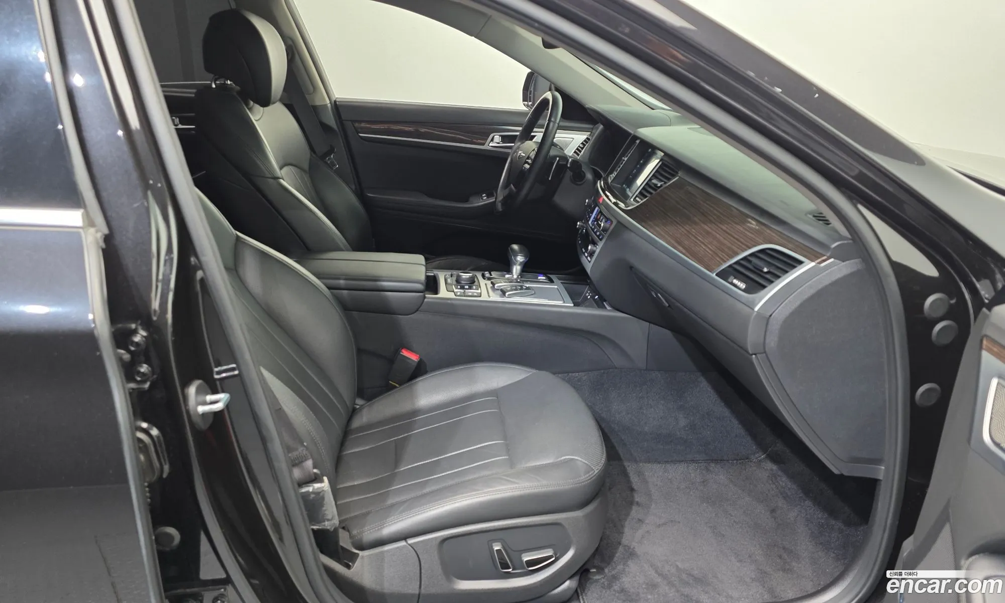 Genesis G80 2018 KMHGM41DDJU296669 — 14