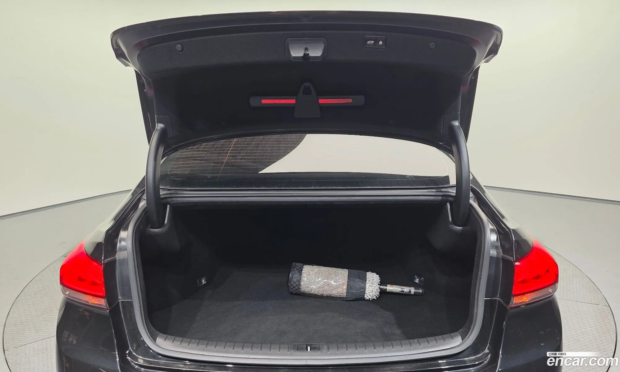 Genesis G80 2018 KMHGM41DDJU296669 — 6