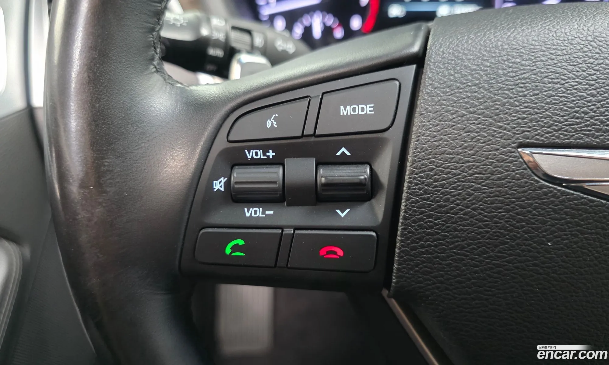 Genesis G80 2018 KMHGM41DDJU296669 — 18
