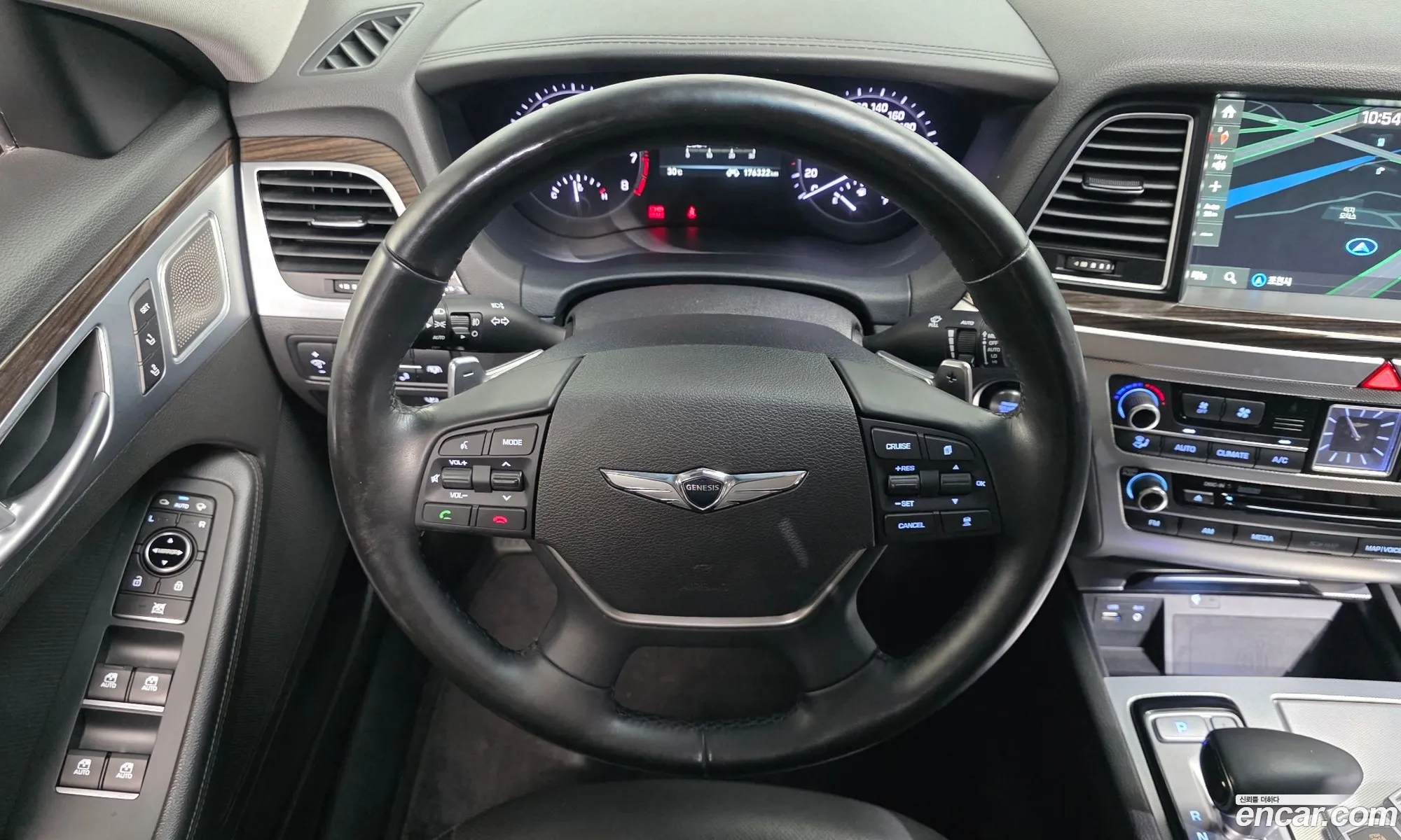 Genesis G80 2018 KMHGM41DDJU296669 — 29