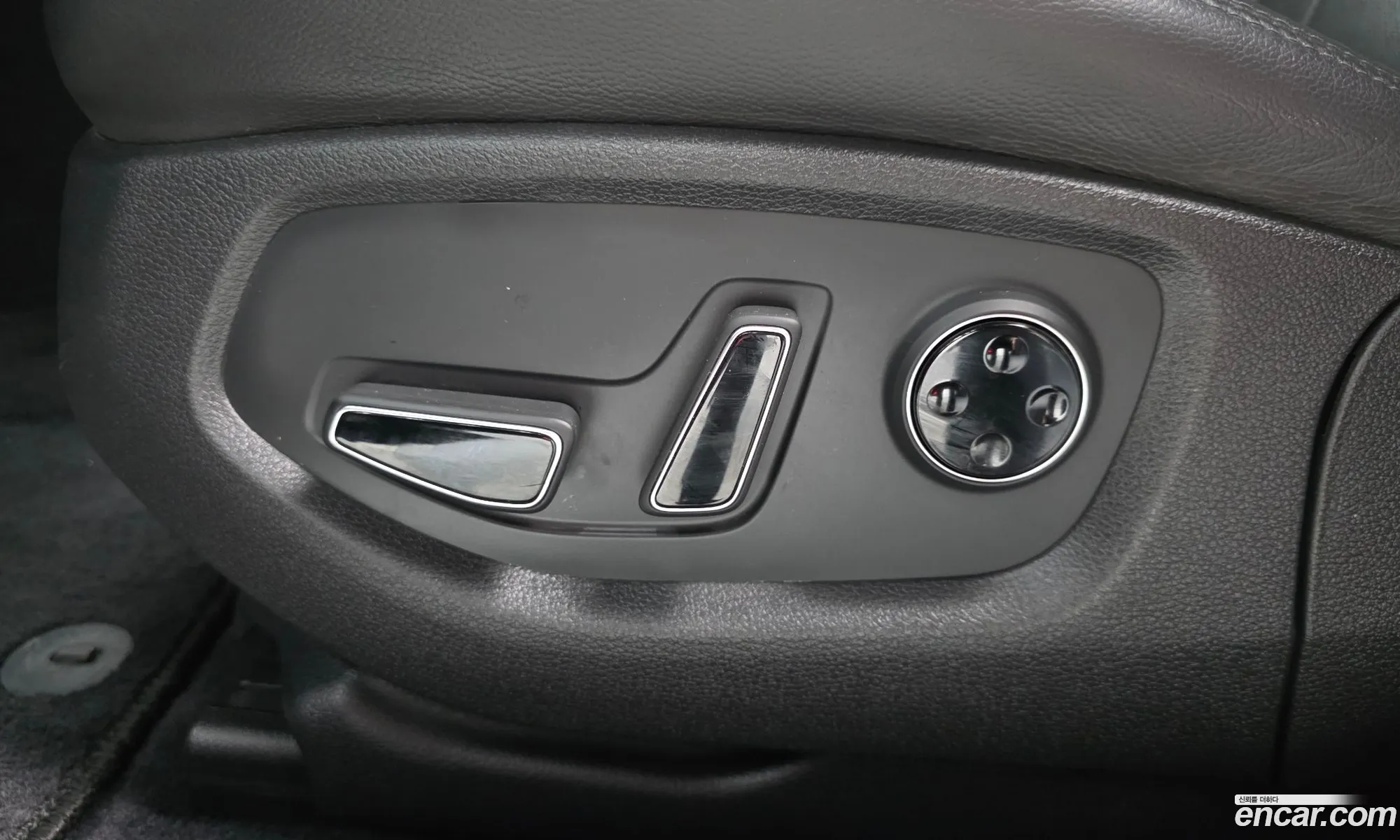 Genesis G80 2018 KMHGM41DDJU296669 — 26