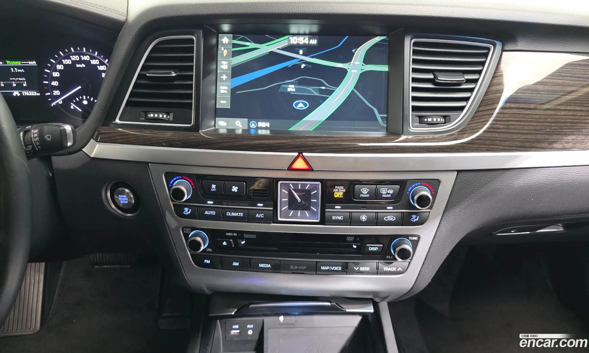 Genesis G80 2018 KMHGM41DDJU296669 — 15